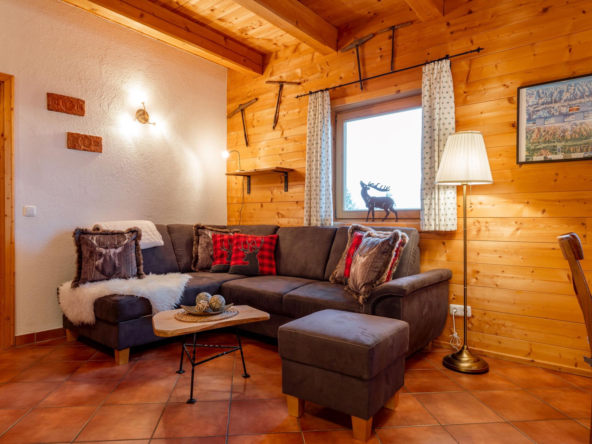 Bedroom with comfortable beds at Lisa und Emely in Piesendorf