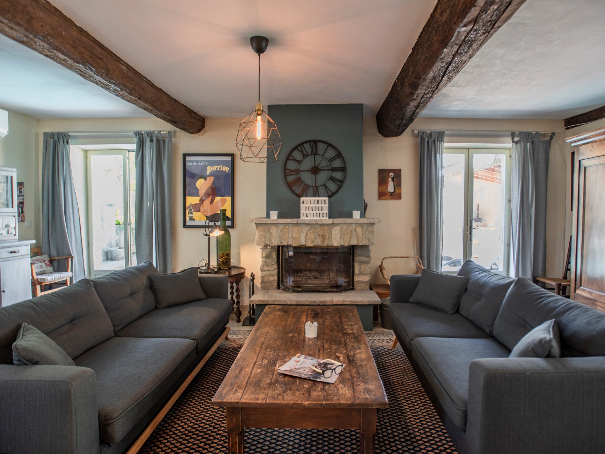 Swimming pool area at Lécurie in Montréal