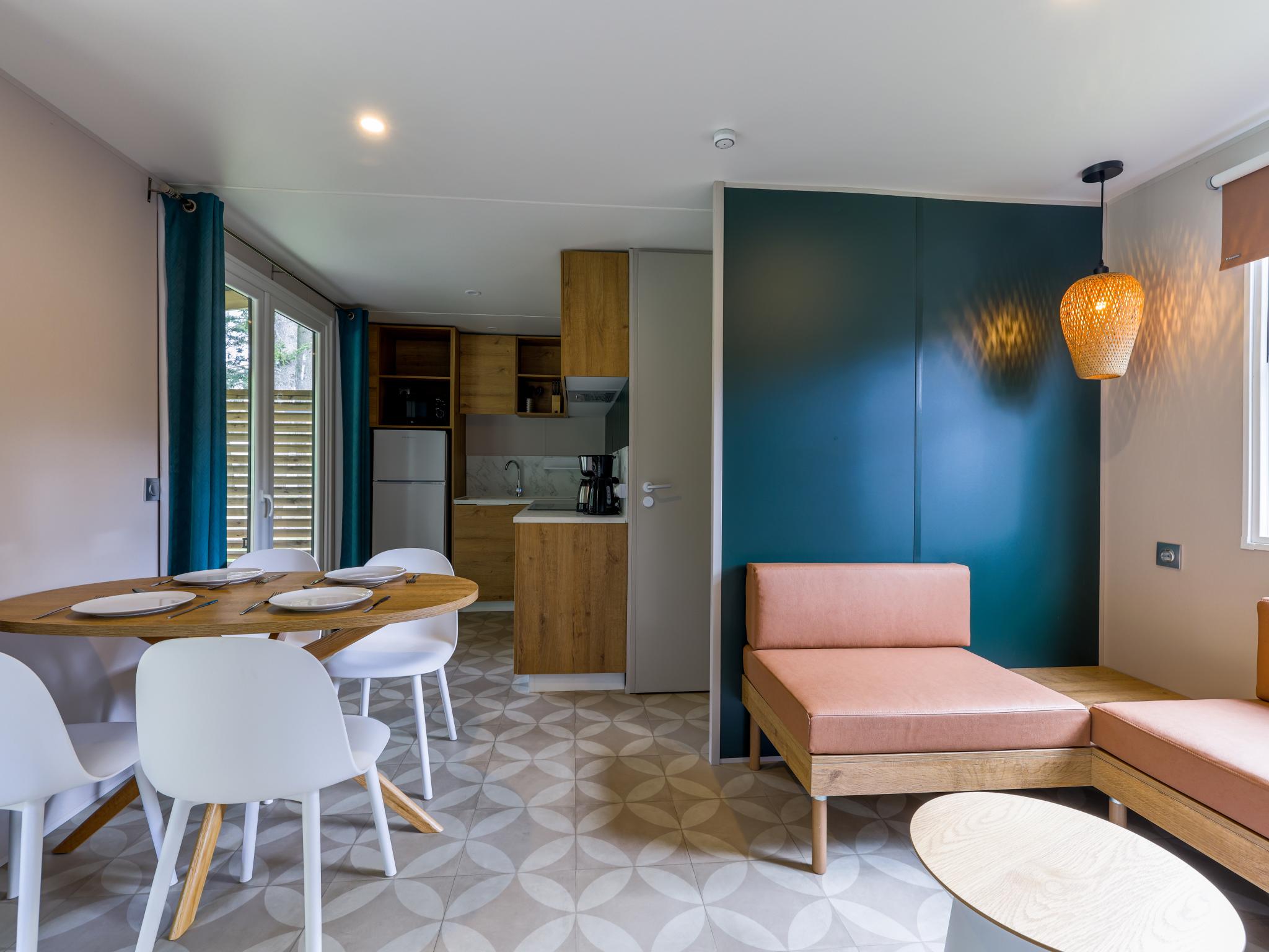 Modern kitchen at Boslodge in Vessem