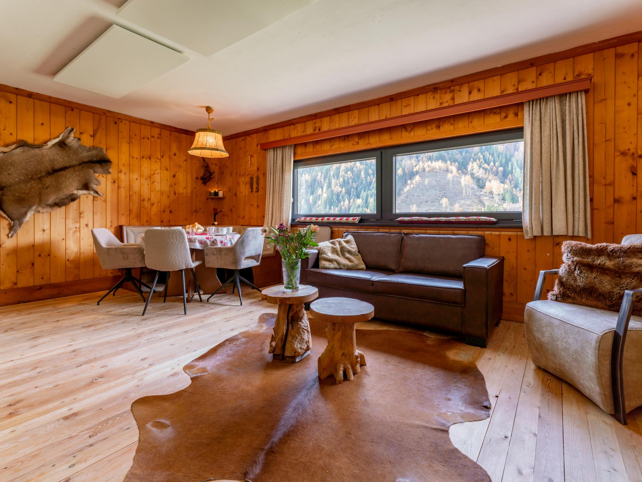 Bedroom with comfortable beds at Jagerhütte in Mallnitz