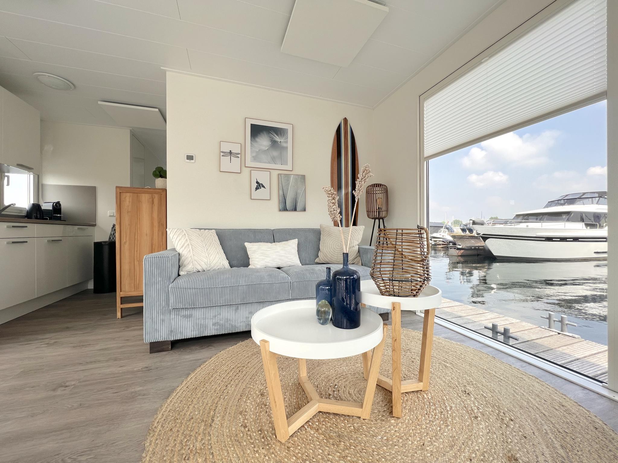 Bedroom with comfortable beds at Mi La Luna in Kerkdriel