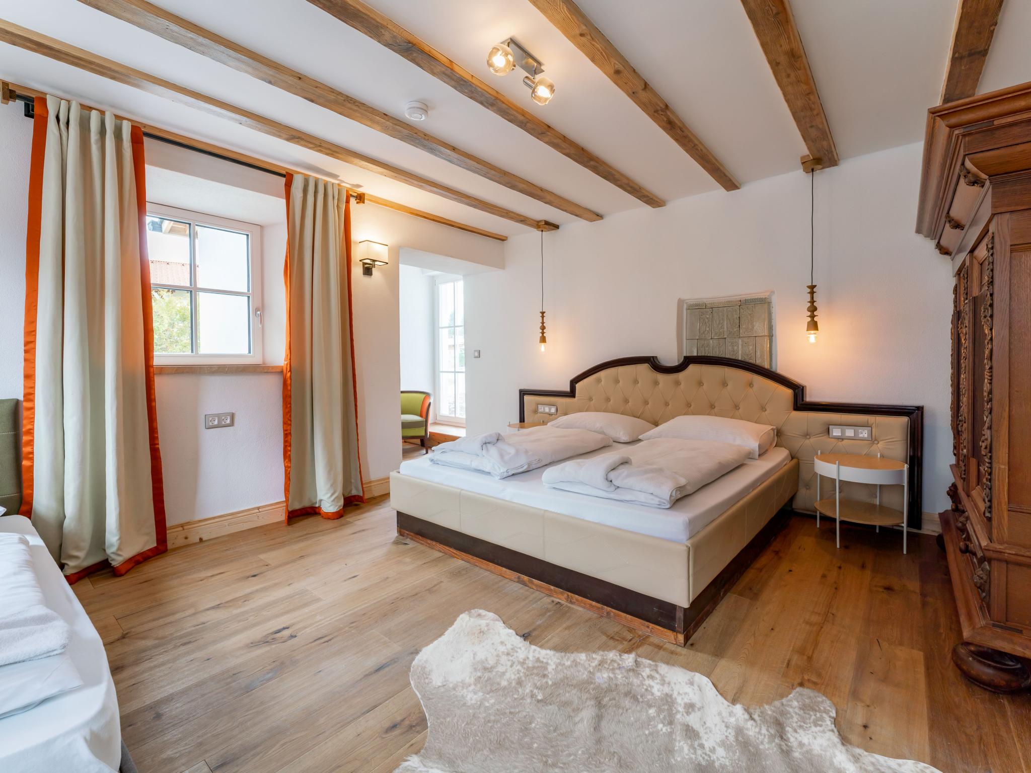 Biber Art Apartment 2 Small.