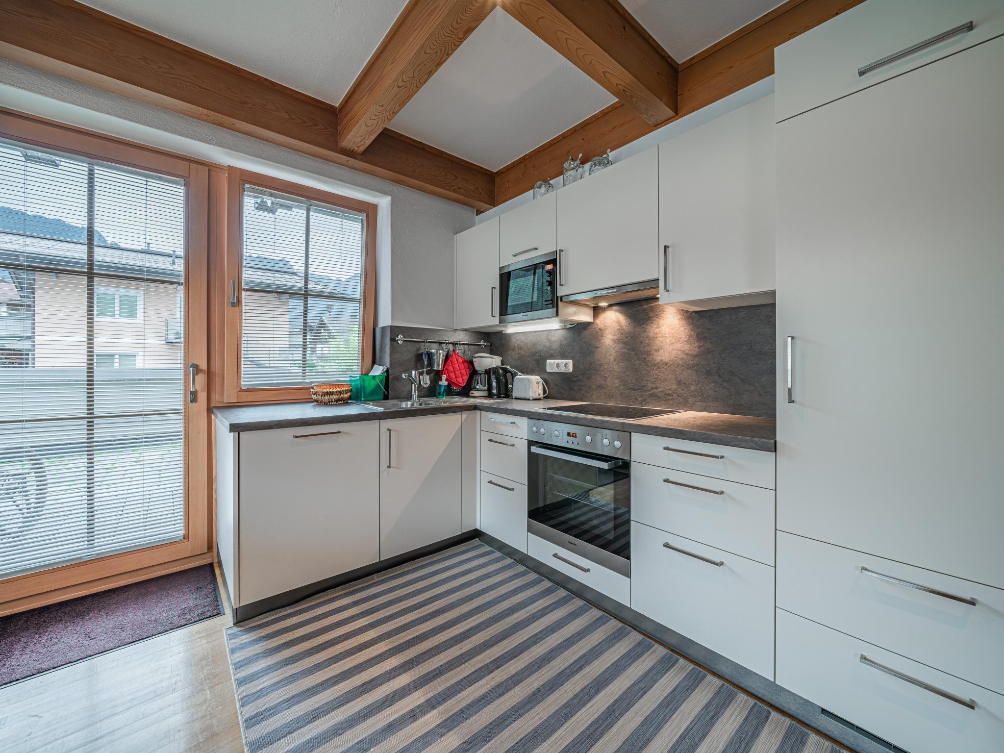 Modern kitchen at Röck IA in Neukirchen am Großvenediger