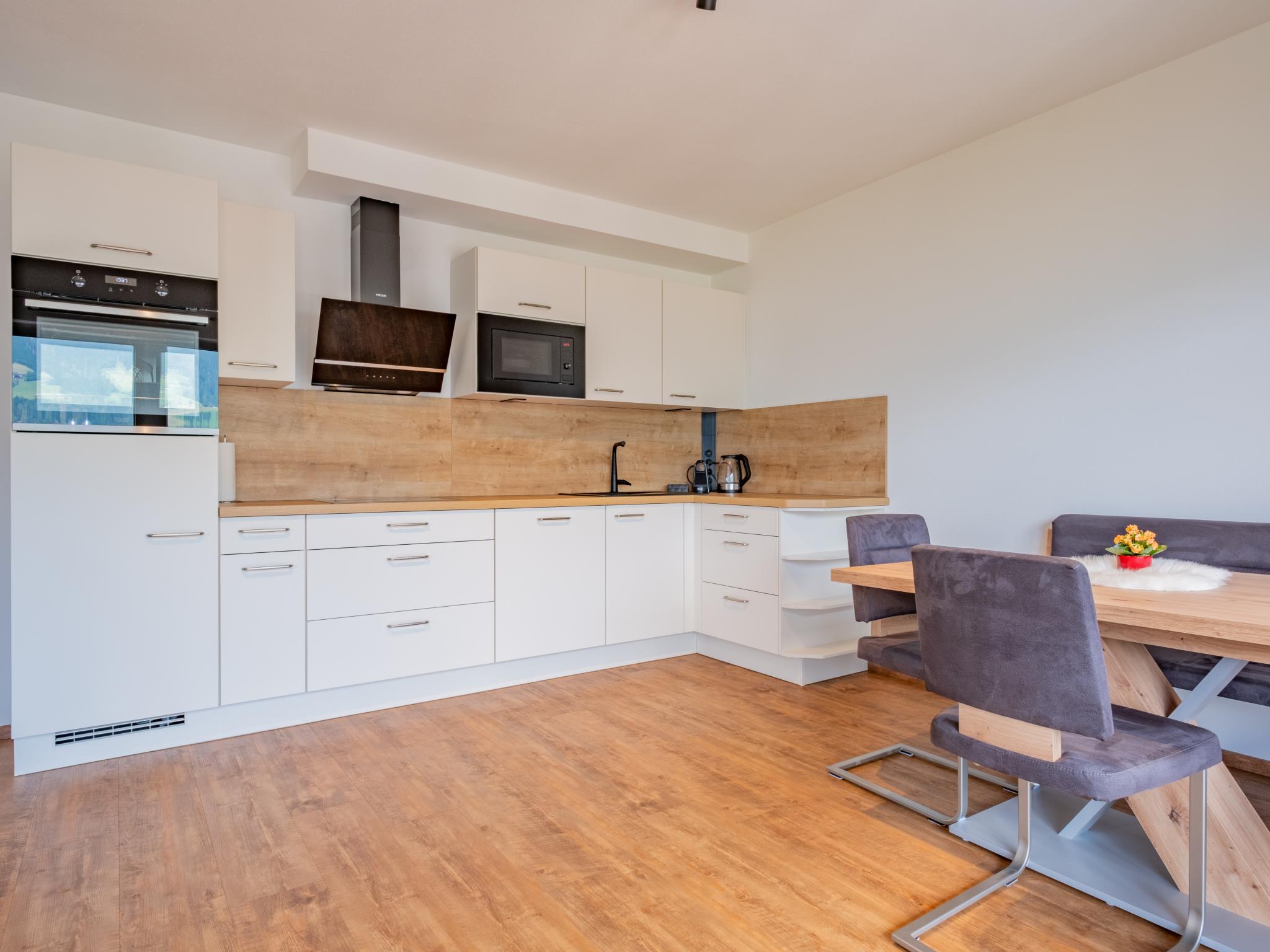 Modern kitchen at Blick ins Salzachtal in Mittersill