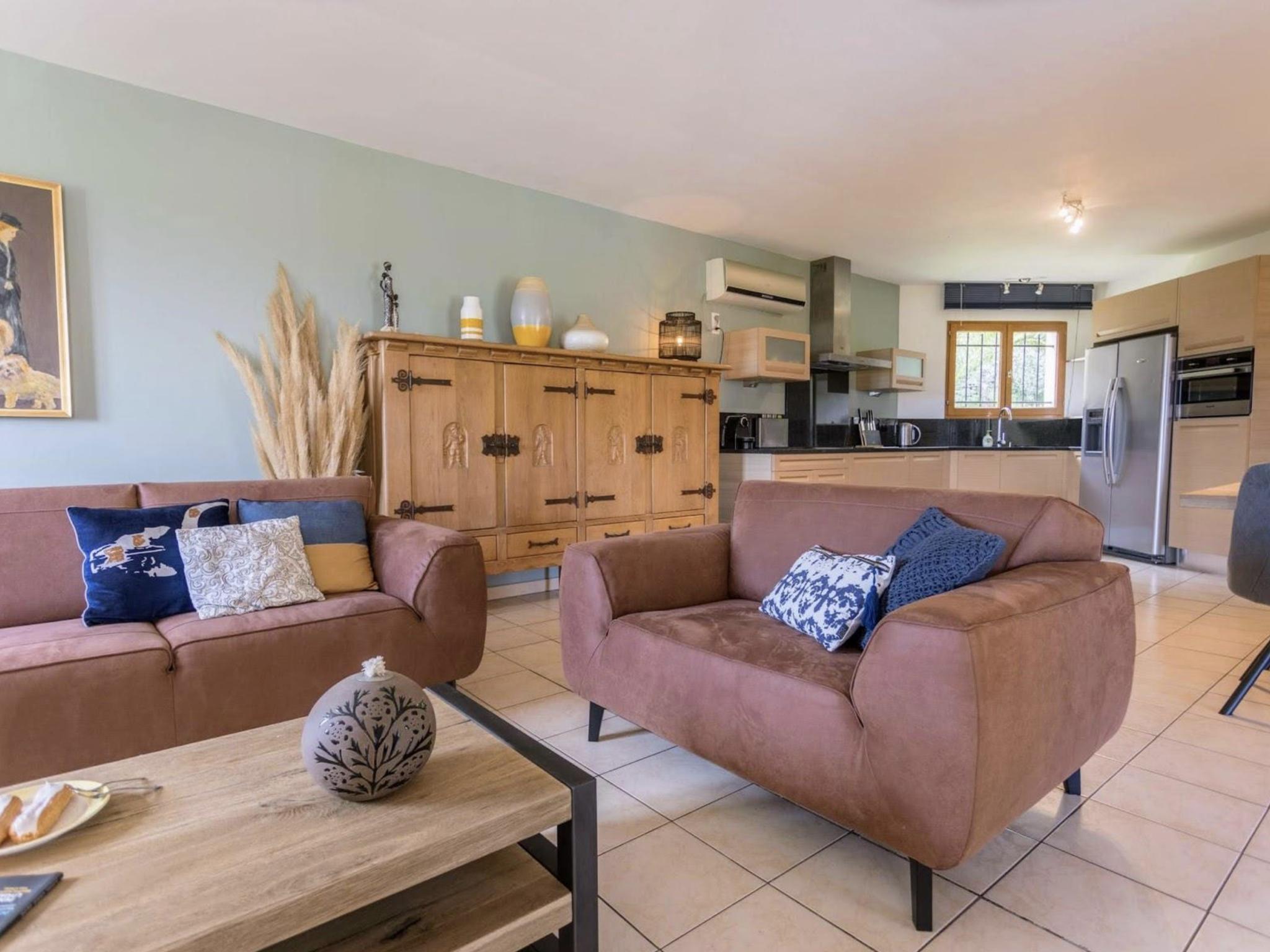 Modern kitchen at Ella Ella in Beaufort