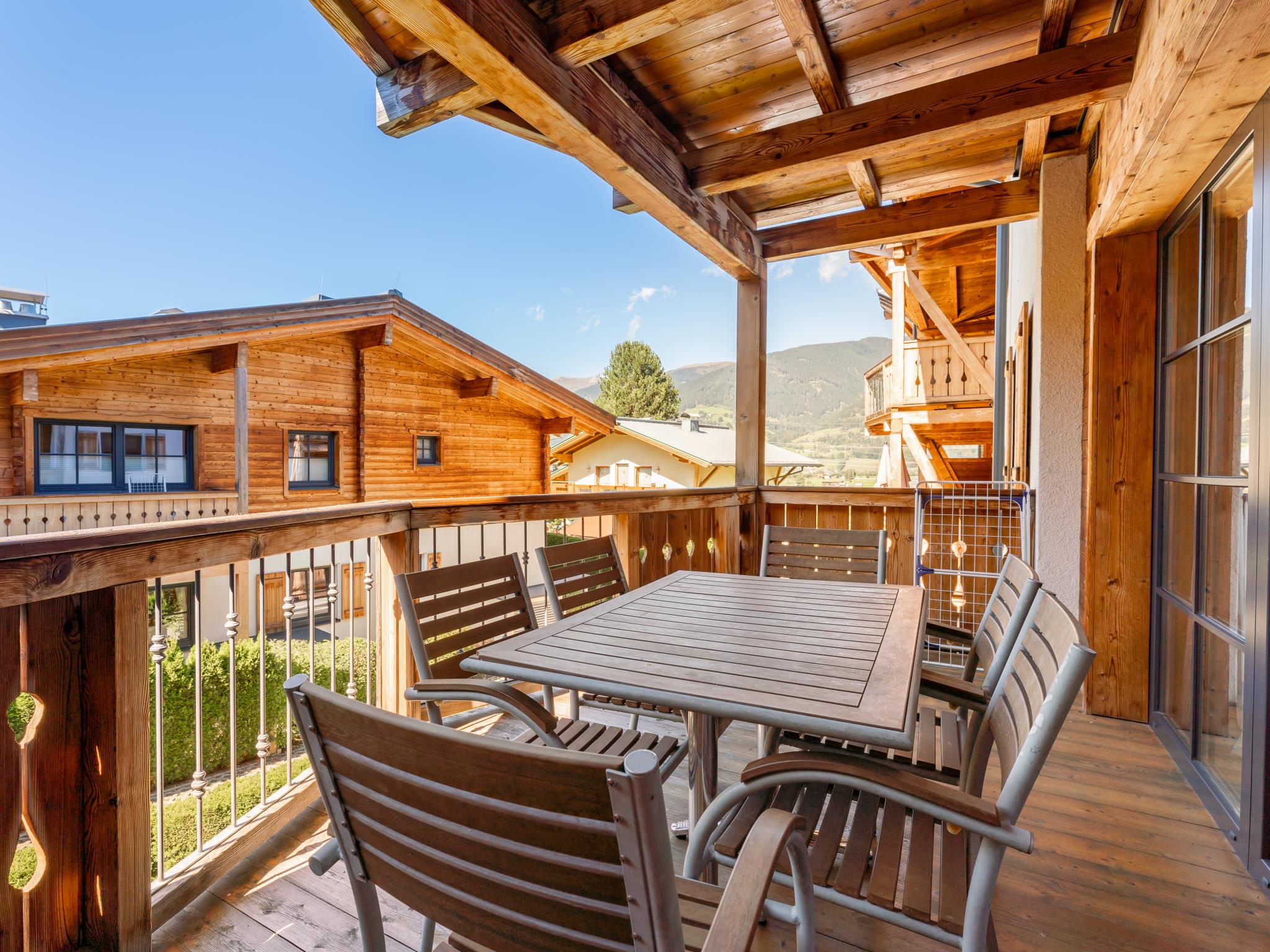 Bedroom with comfortable beds at Mountainview in Kaprun
