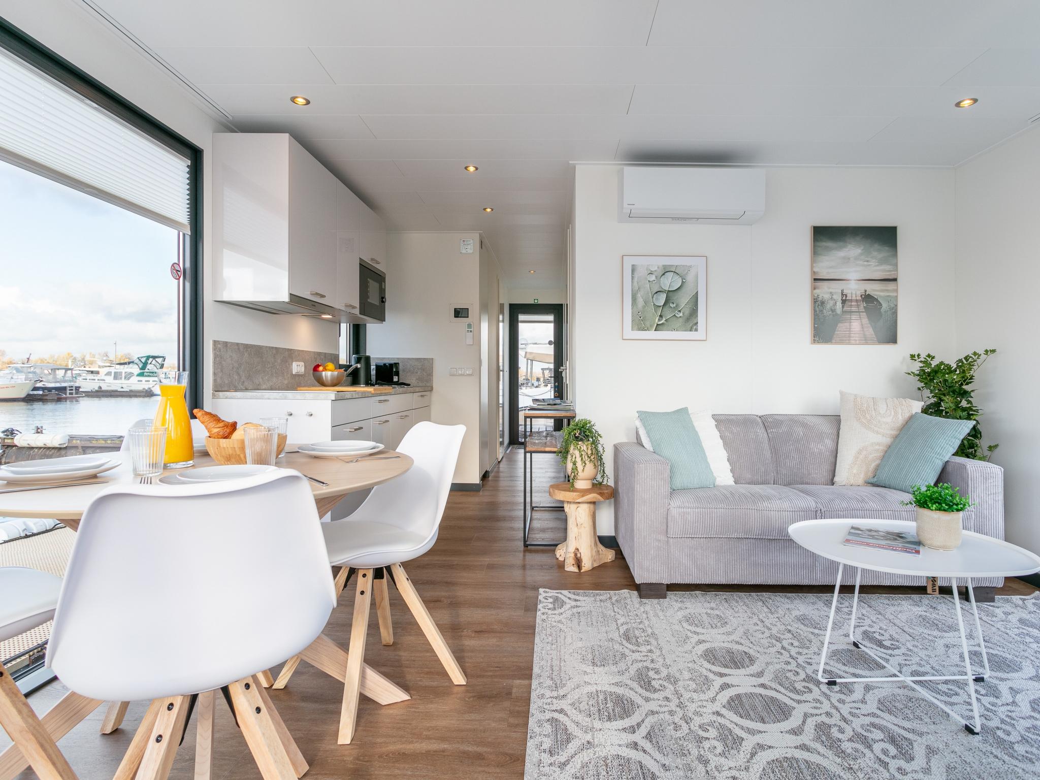 Modern kitchen at Lymaris in Kerkdriel