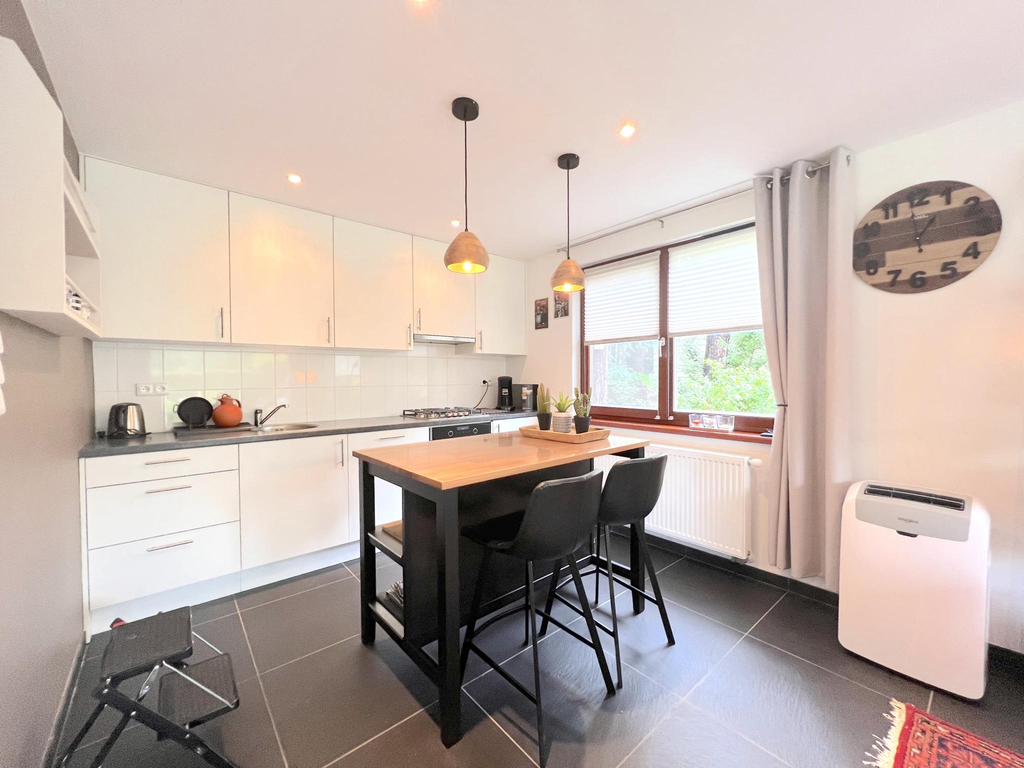 Outdoor terrace and views at De Lelie in Rekem