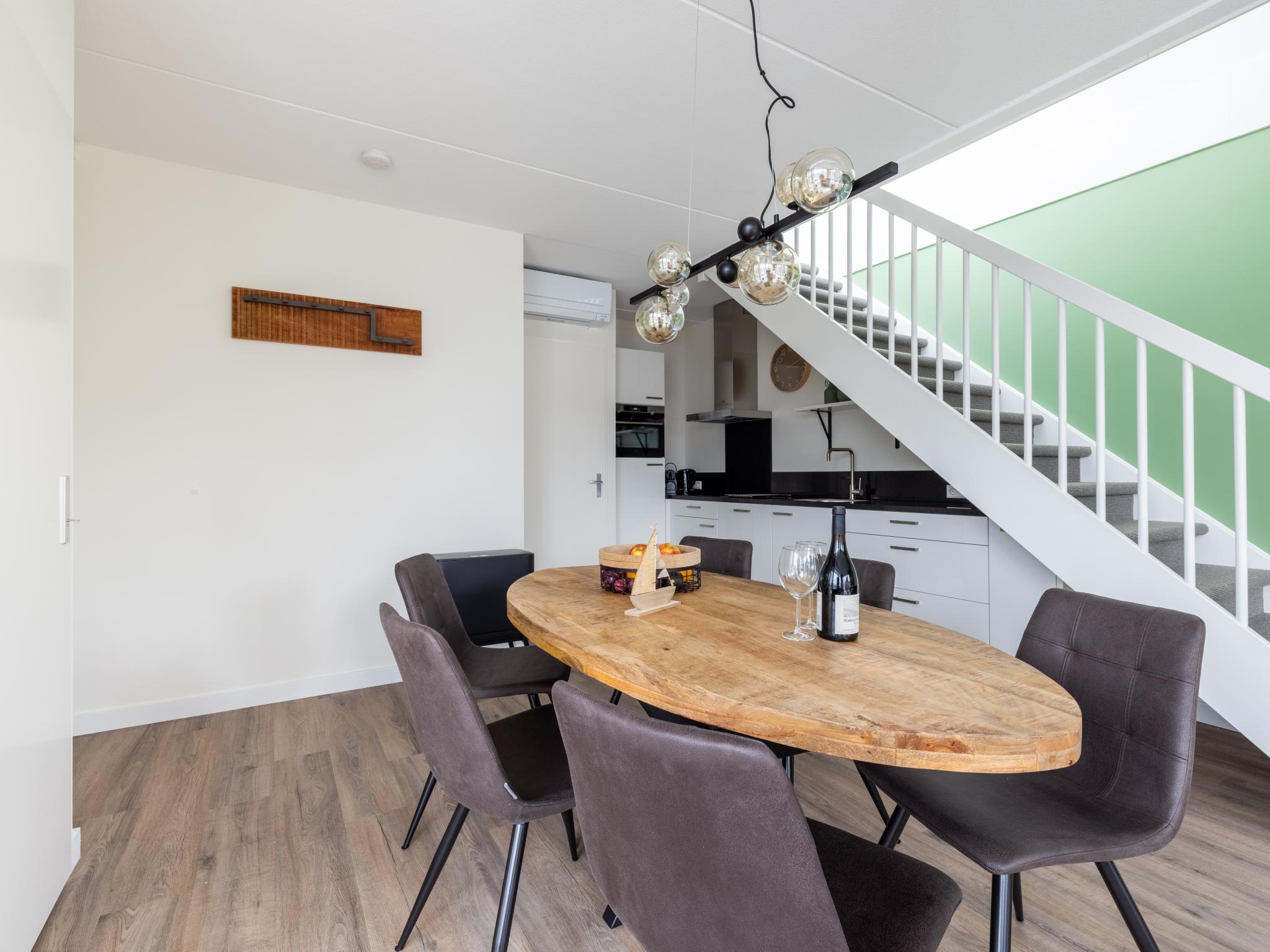 Swimming pool area at Lakehouse I in Uitgeest