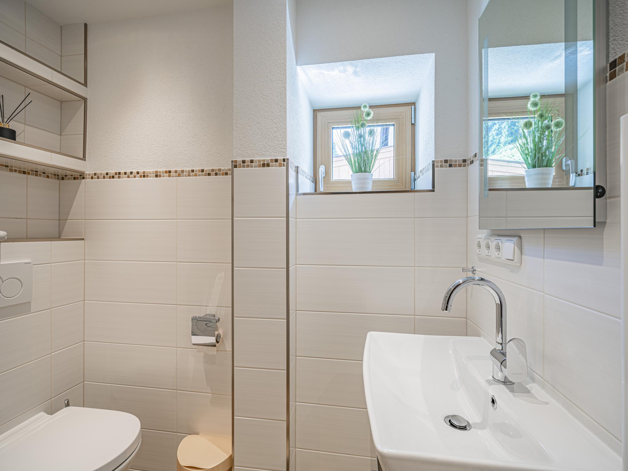 Swimming pool area at Kapeller in Hochfilzen