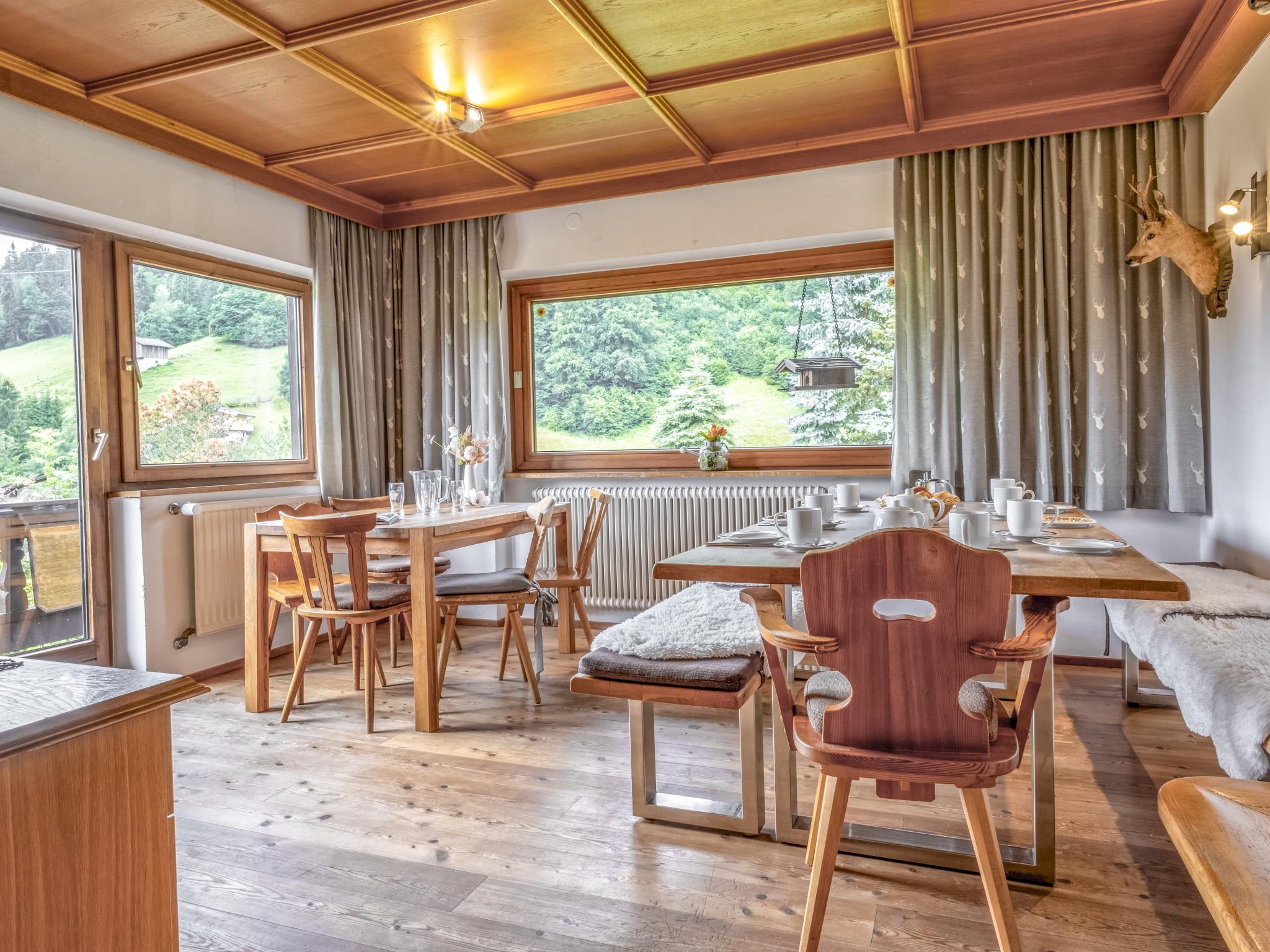 Modern kitchen at Platzhirsch in Itter