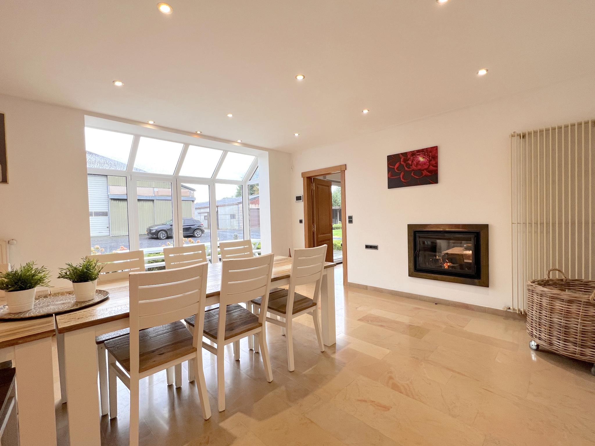 Outdoor terrace and views at Zingem in Zingem