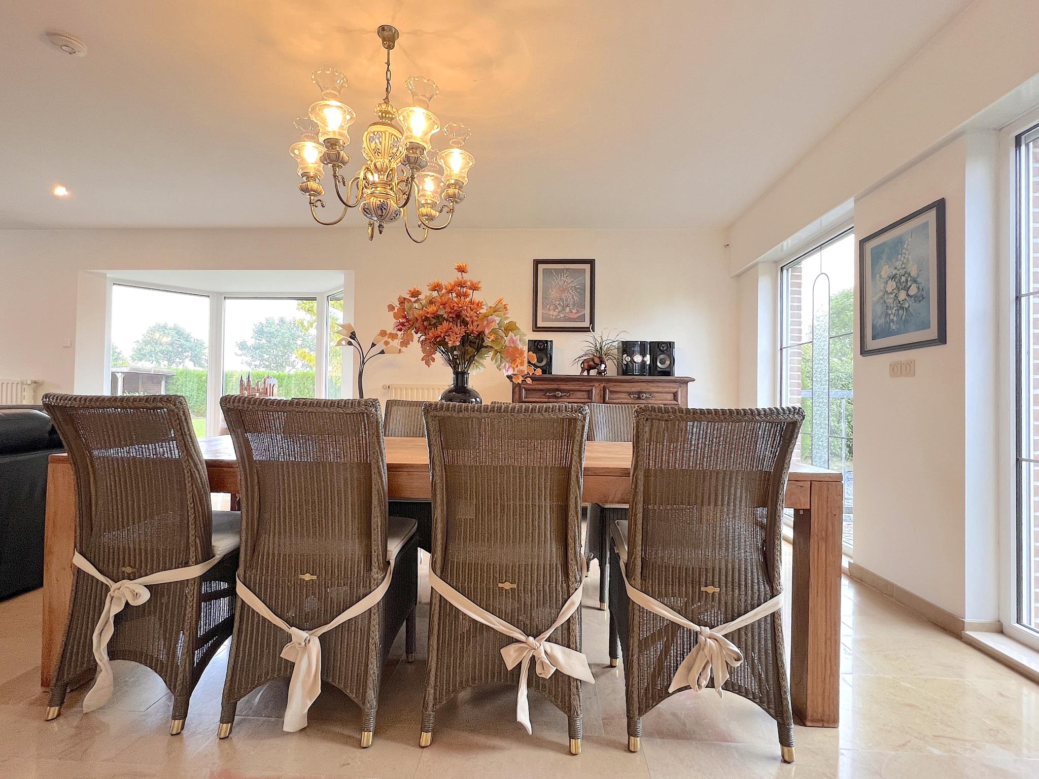 Modern kitchen at Zingem in Zingem