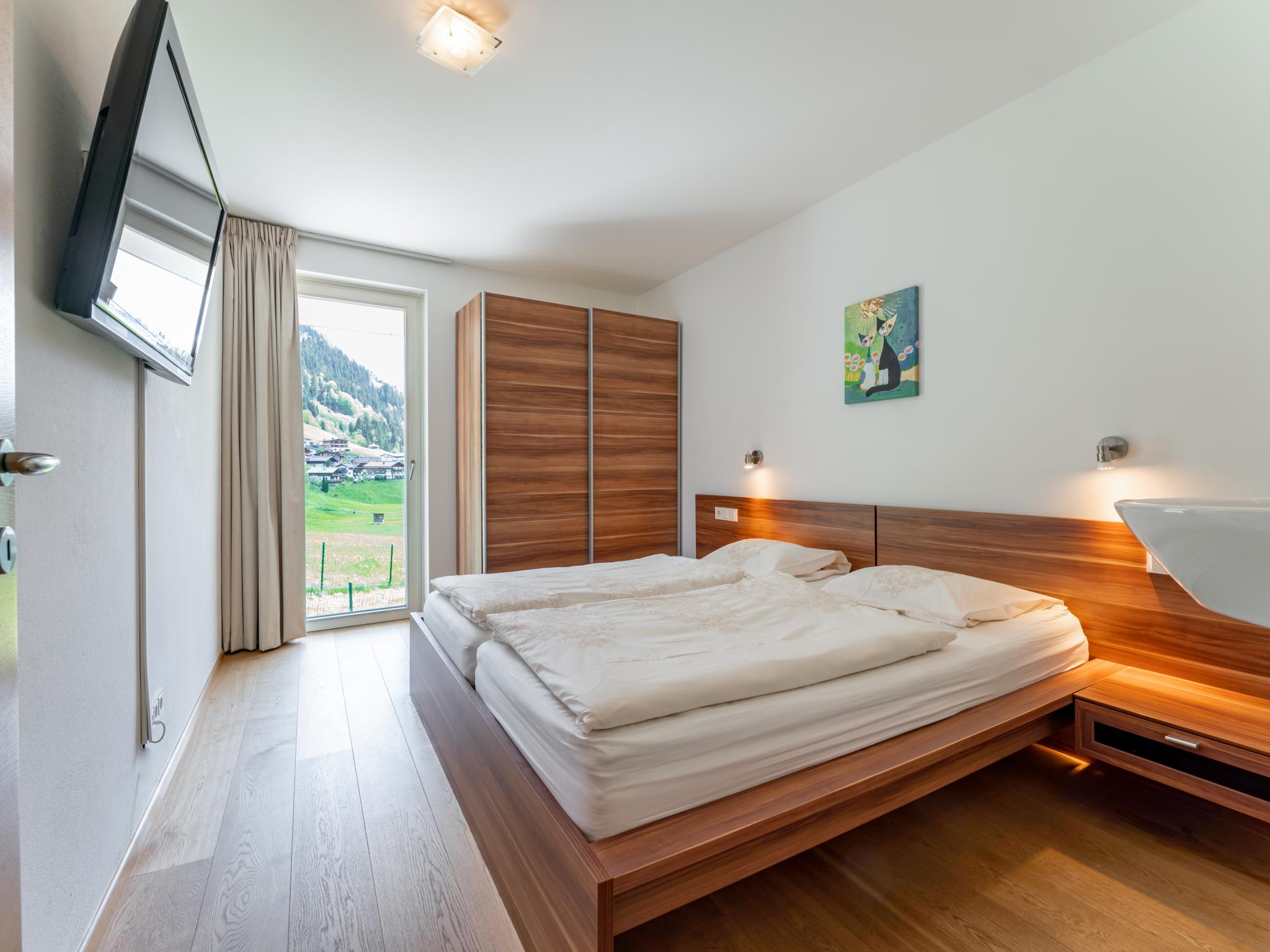 Outdoor terrace and views at Drei Berge Top 2 in Viehhofen