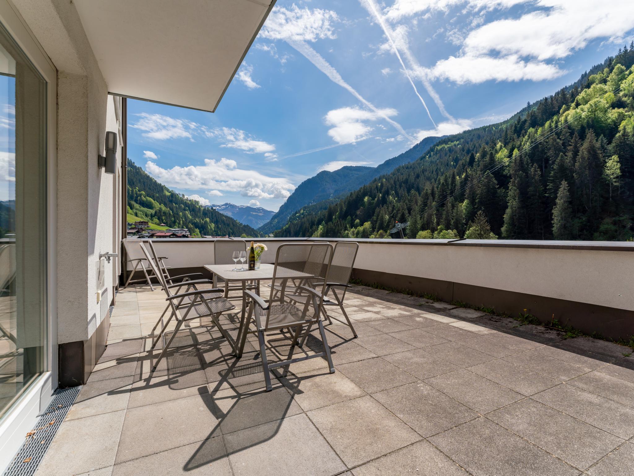 Modern kitchen at Drei Berge Top 2 in Viehhofen