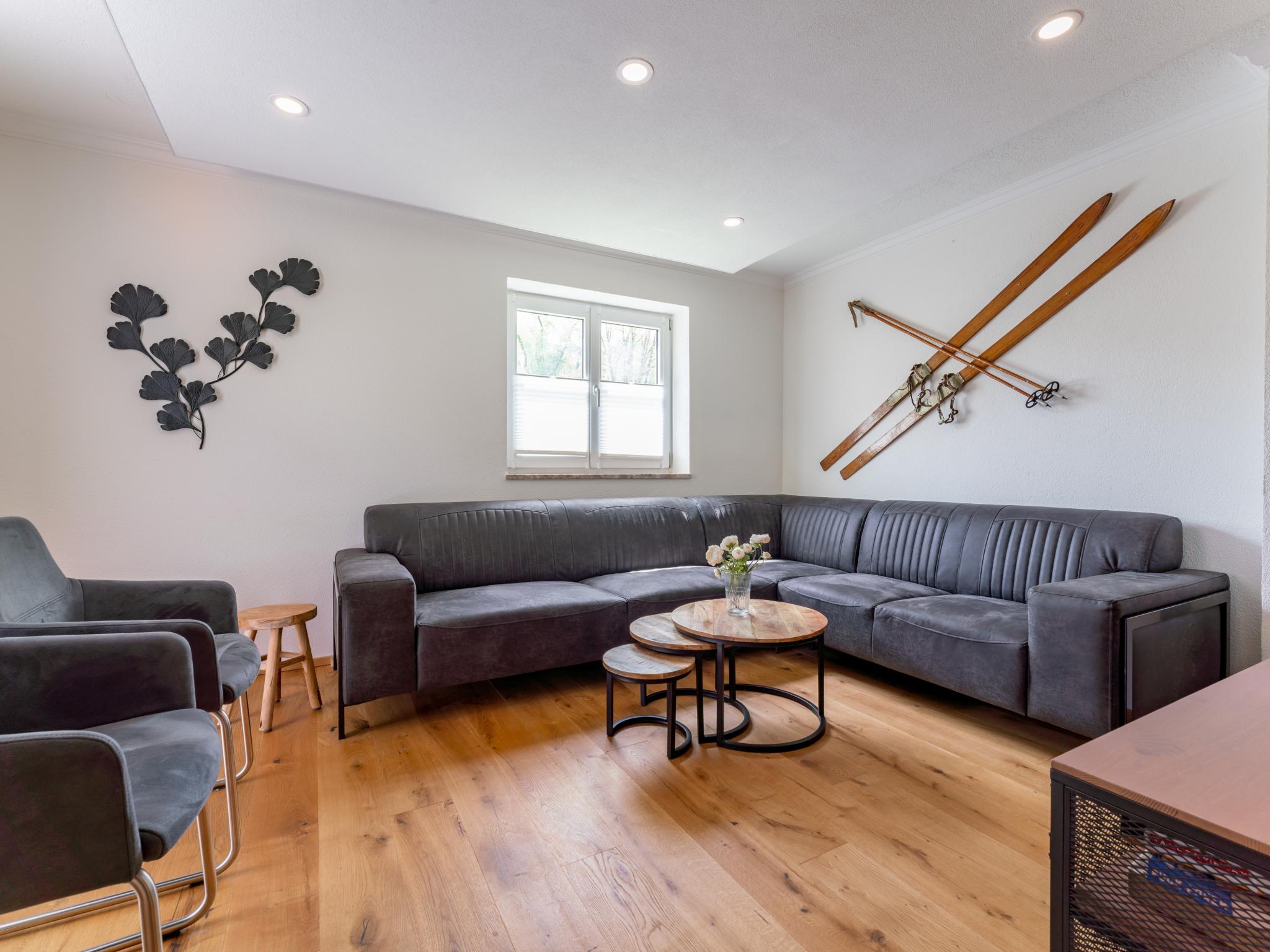 Swimming pool area at Die Lutte in Kaprun