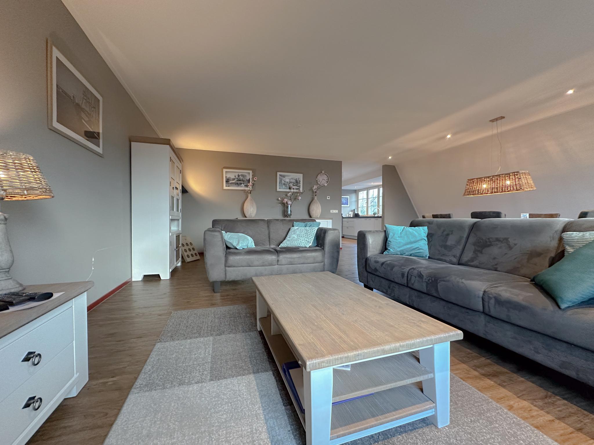 Bedroom with comfortable beds at Waddenhuis in Westerland