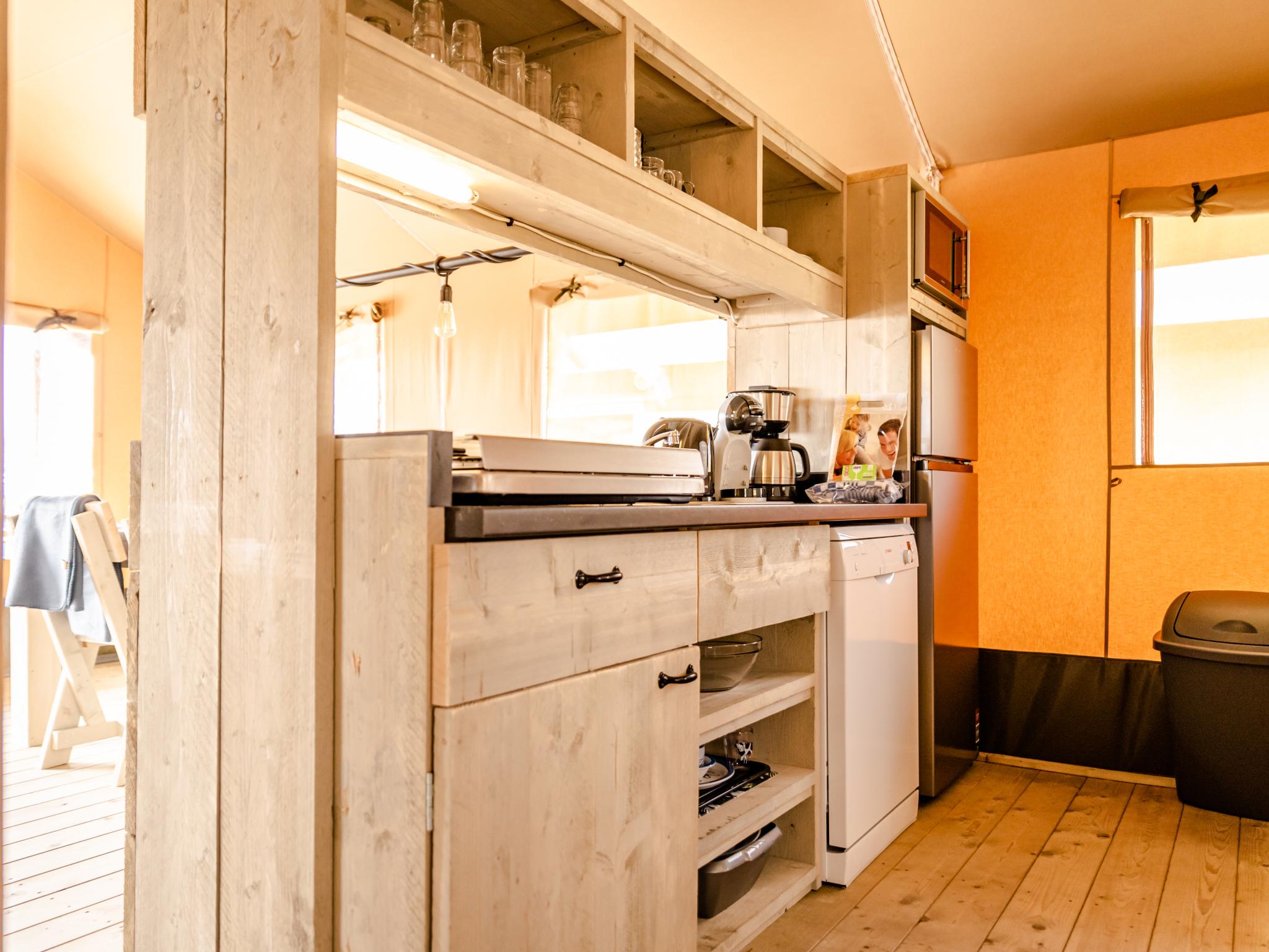 Bathroom facilities at Glamping Lodge in Westerland