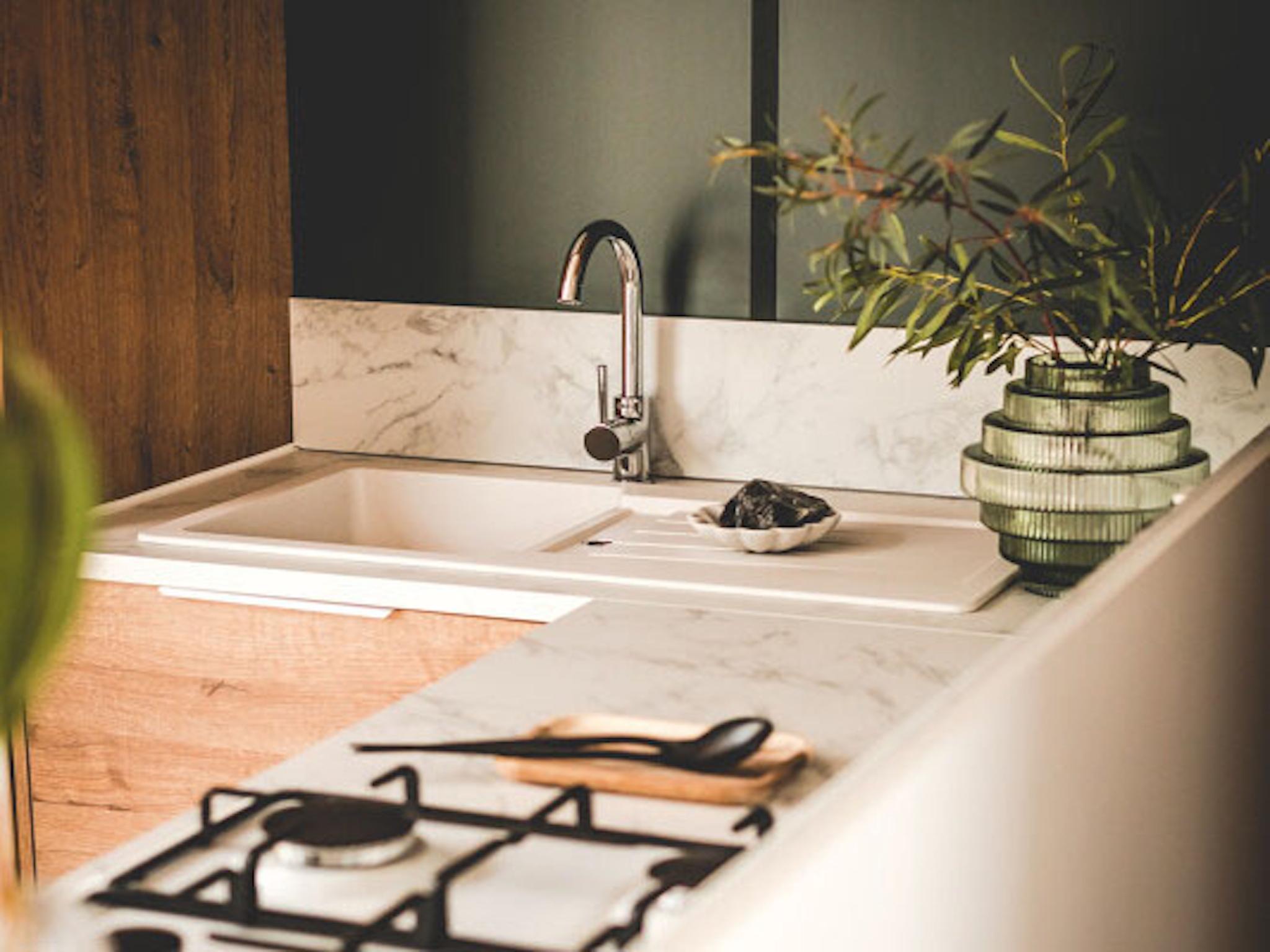 Bathroom facilities at Wadden Lodge Plus in Westerland