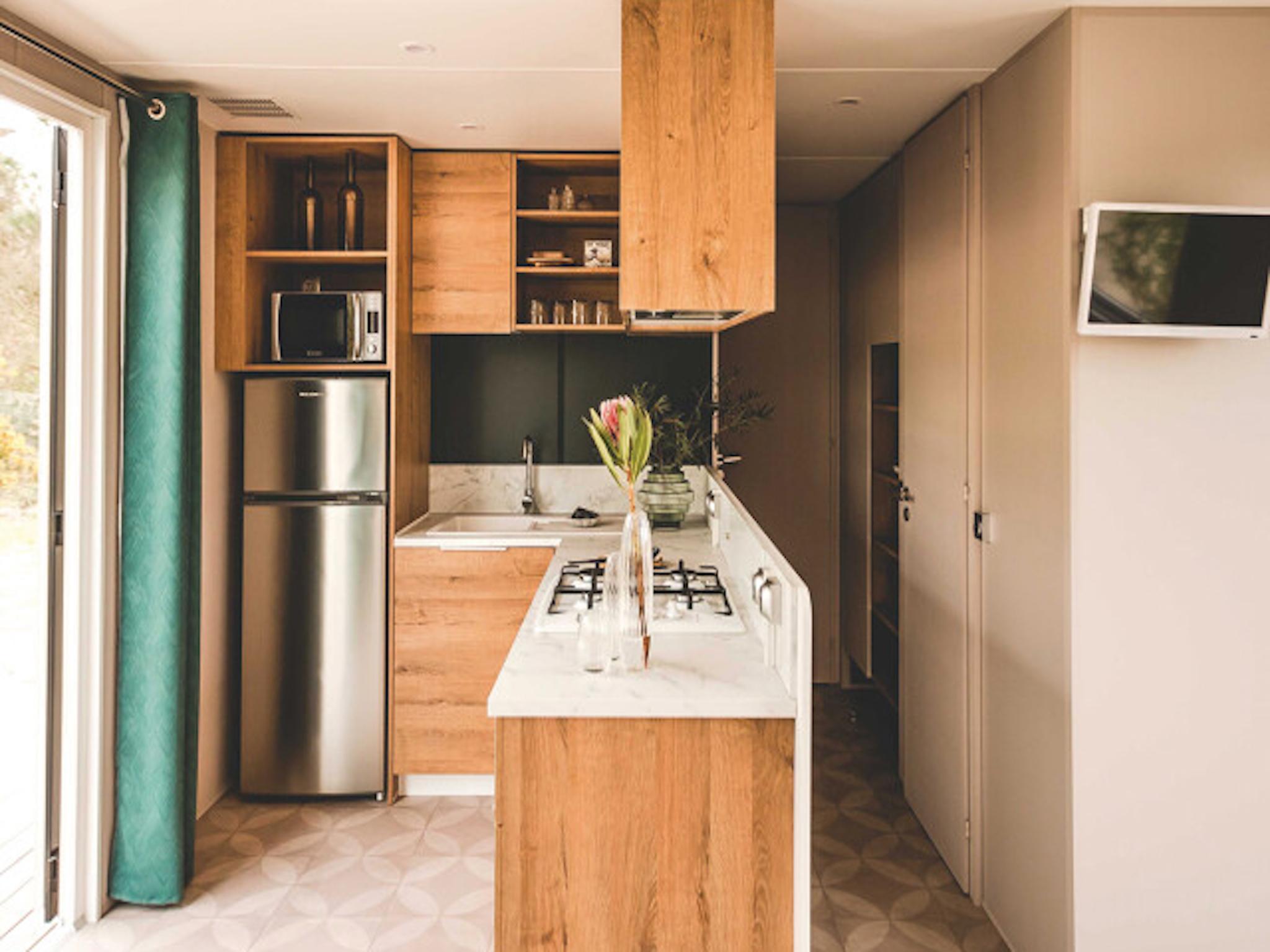 Modern kitchen at Wadden Lodge Plus in Westerland
