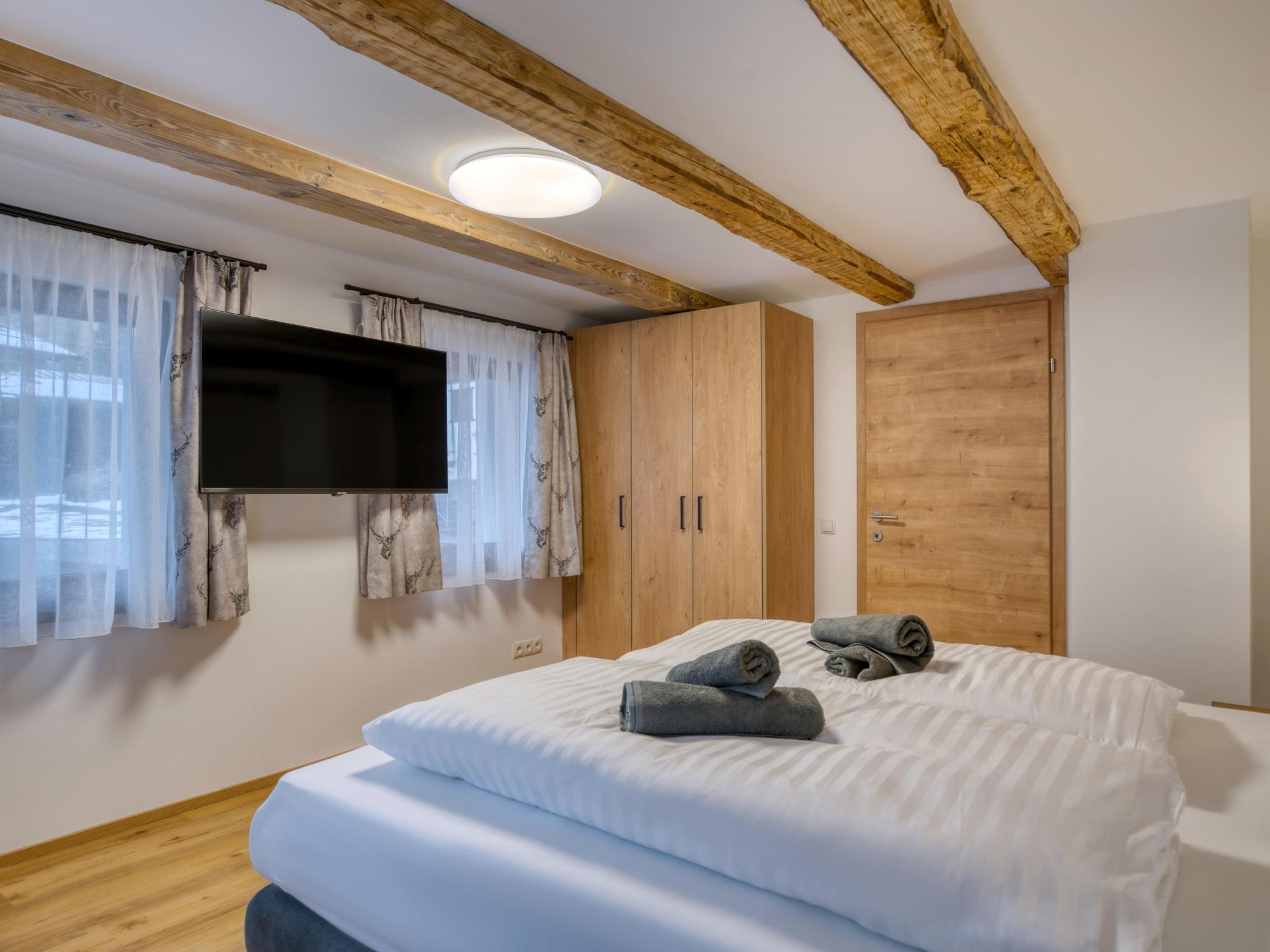 Outdoor terrace and views at Chalet Bergglück in Sellrain