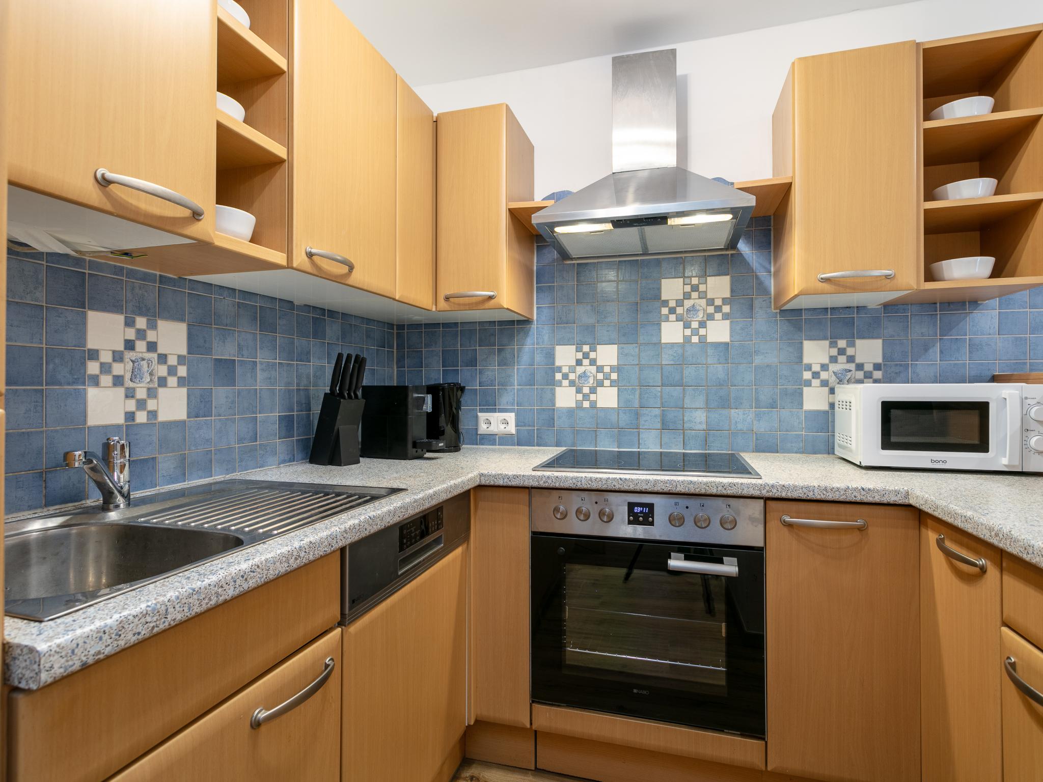 Modern kitchen at NRV Top 6 in Möderbrugg