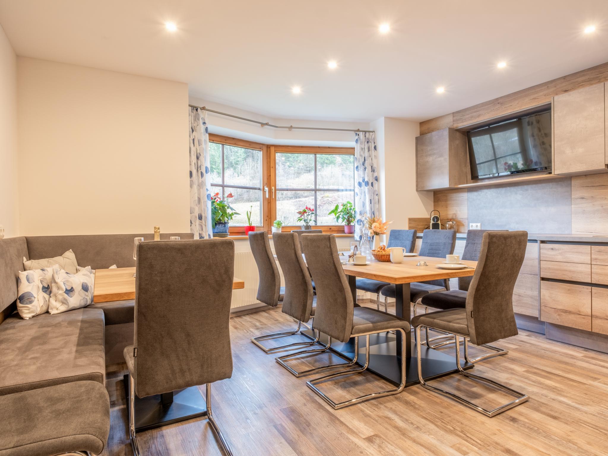 Bedroom with comfortable beds at Ronacher in Mittersill