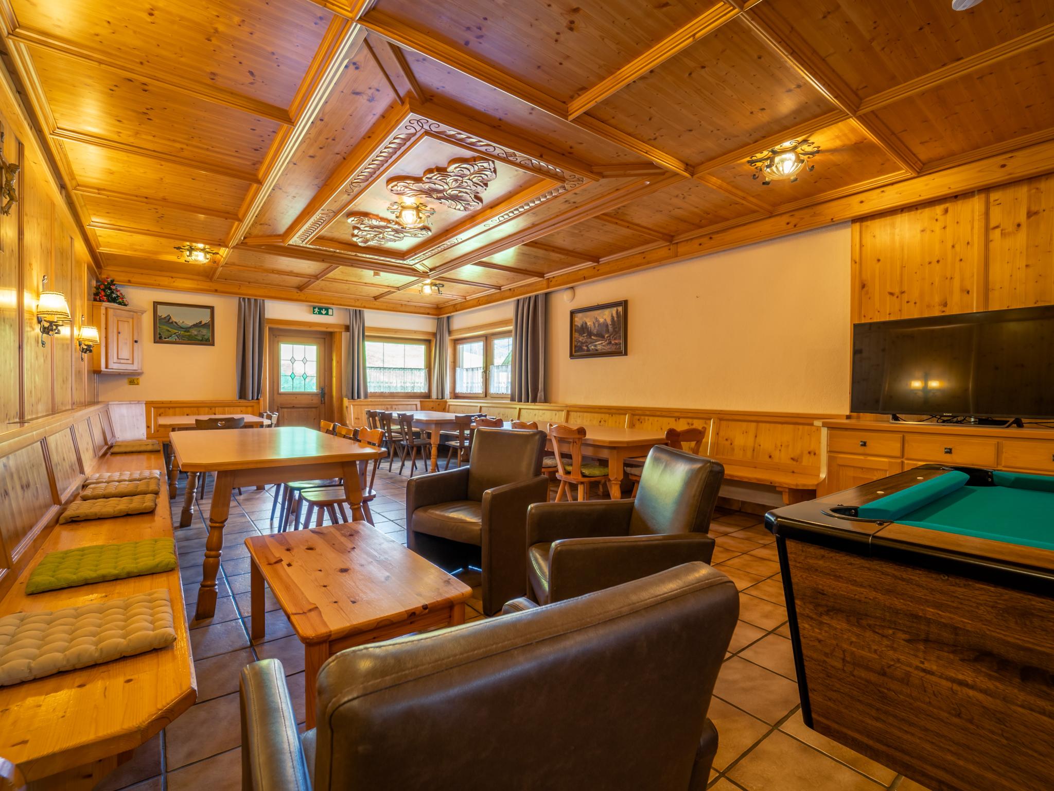 Modern kitchen at Ferienhaus Almhof in Gerlosberg