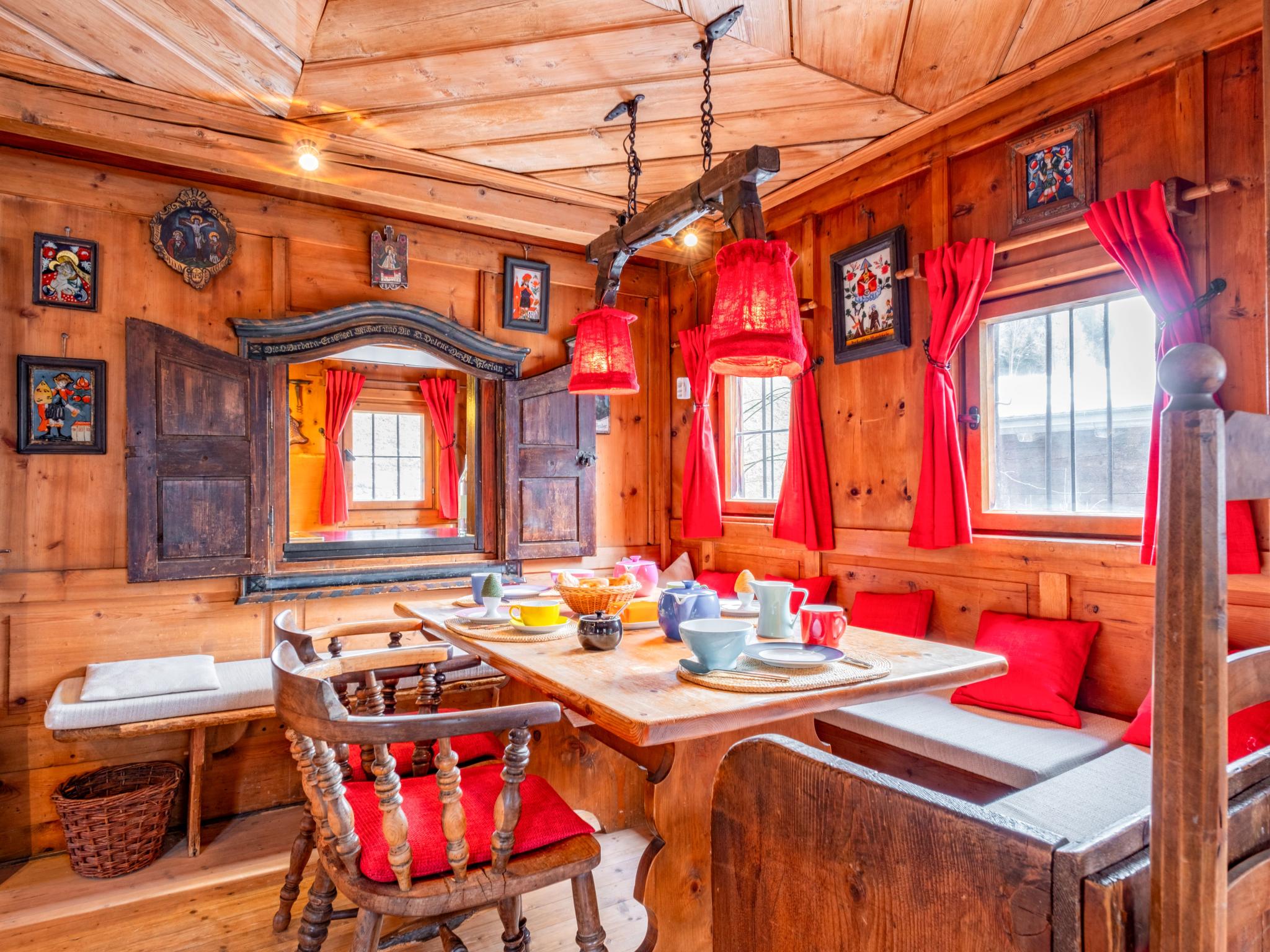 Modern kitchen at Kupferhäusl in Alpbach