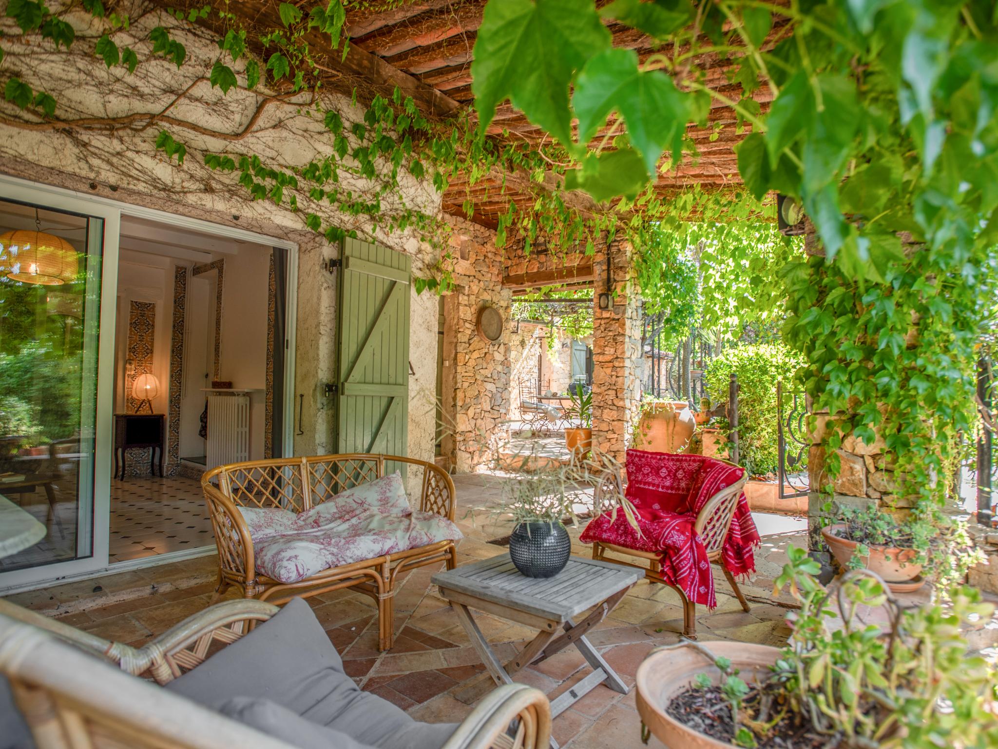 Modern kitchen at Butterfly in Lorgues