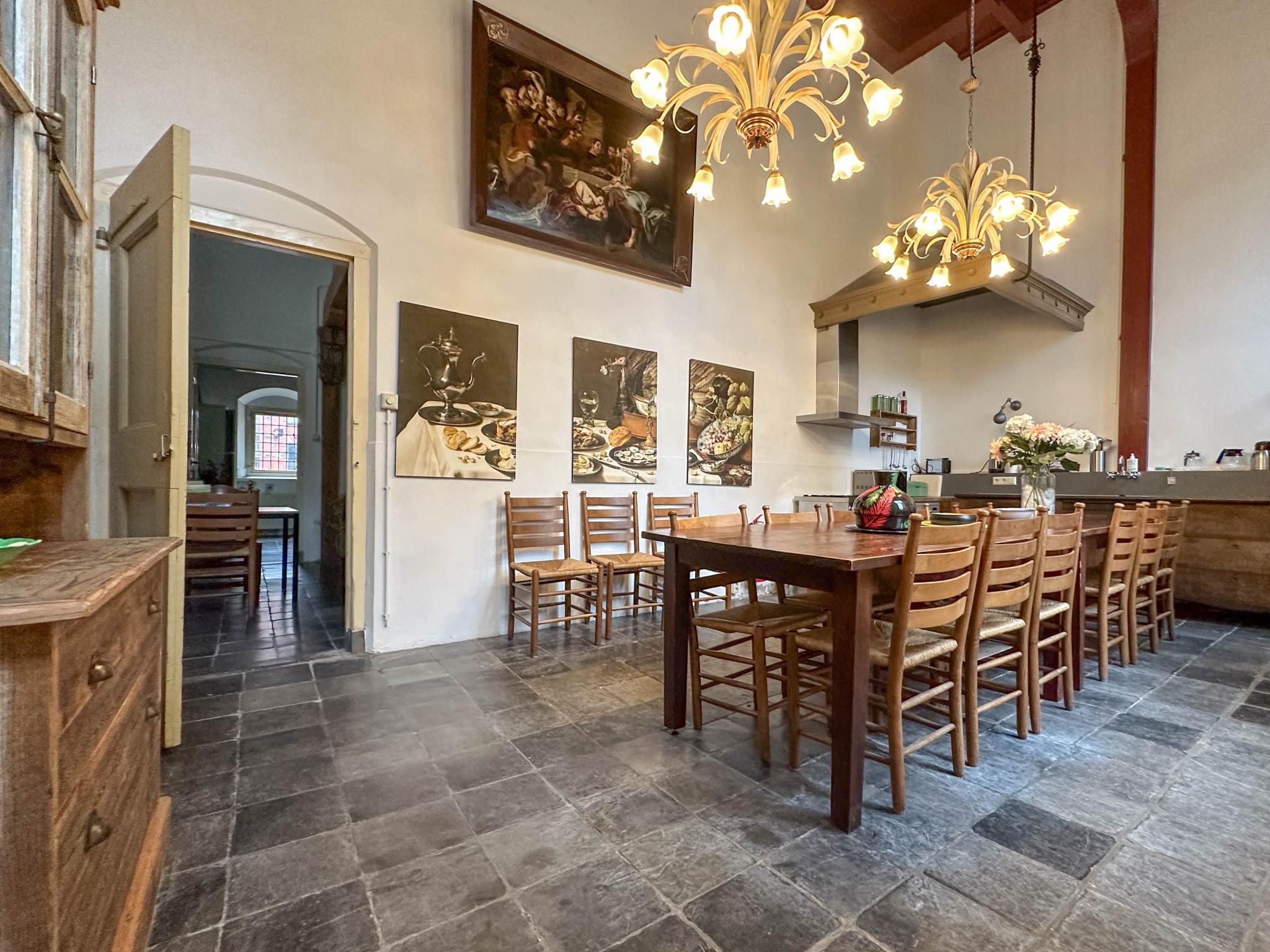 Outdoor terrace and views at Klein Weeshuis in Enkhuizen