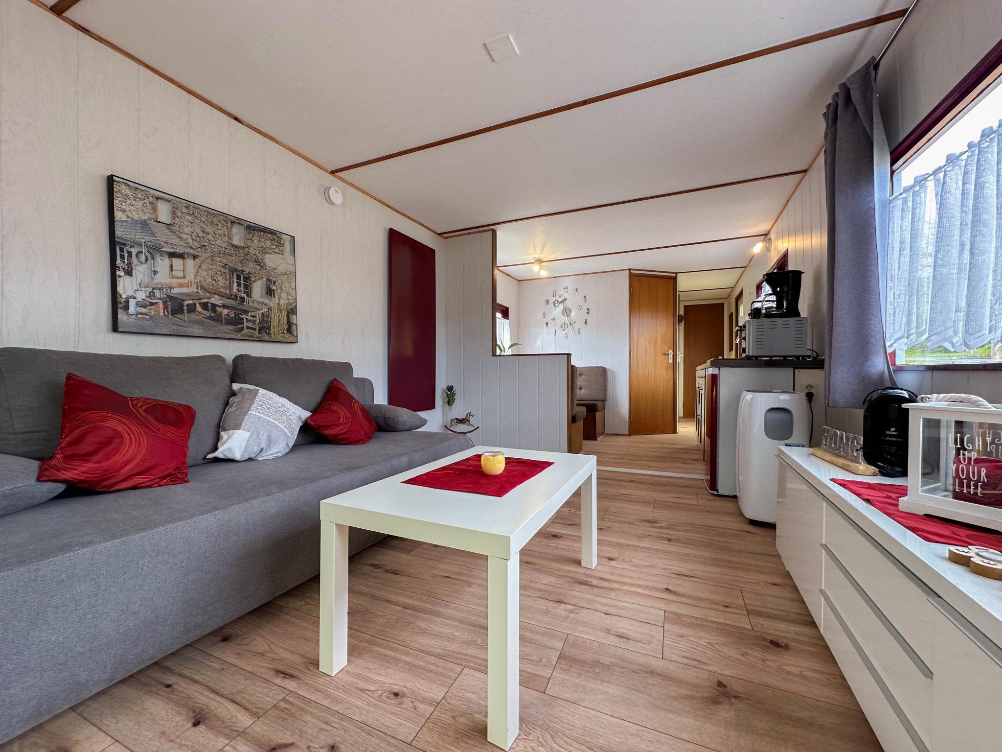 Bathroom facilities at Enjoy 4 in Meisburg