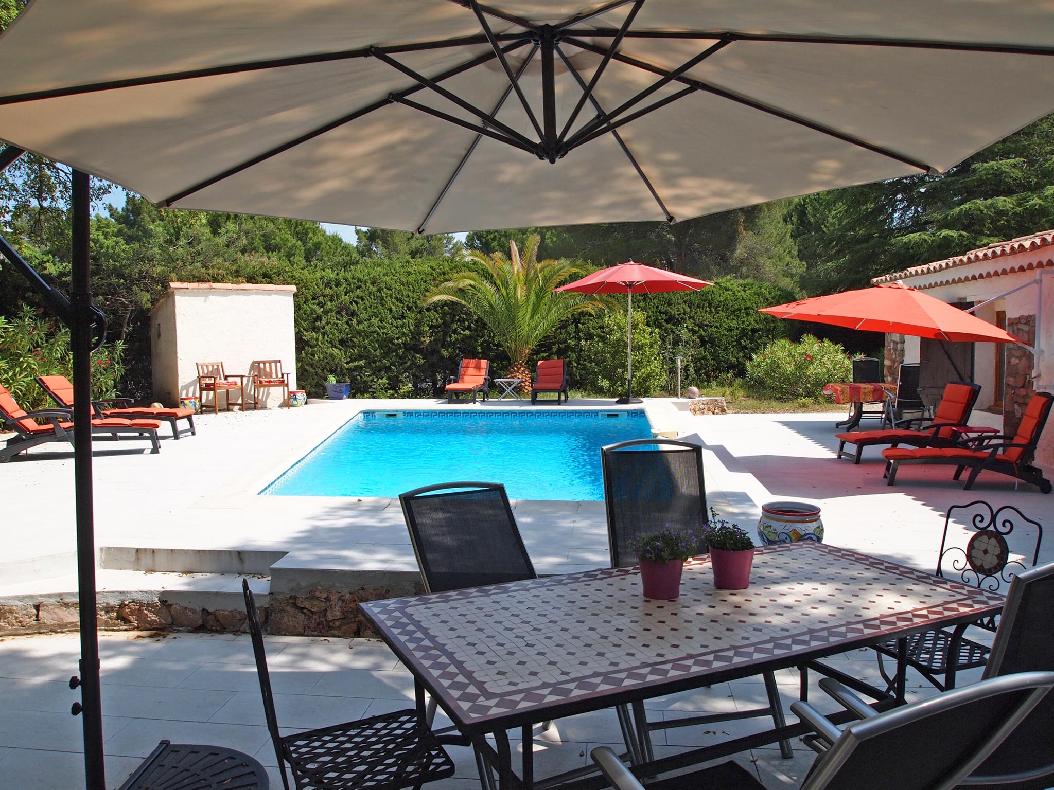 Swimming pool area at Pin Parasol in Roquebrune sur Argens