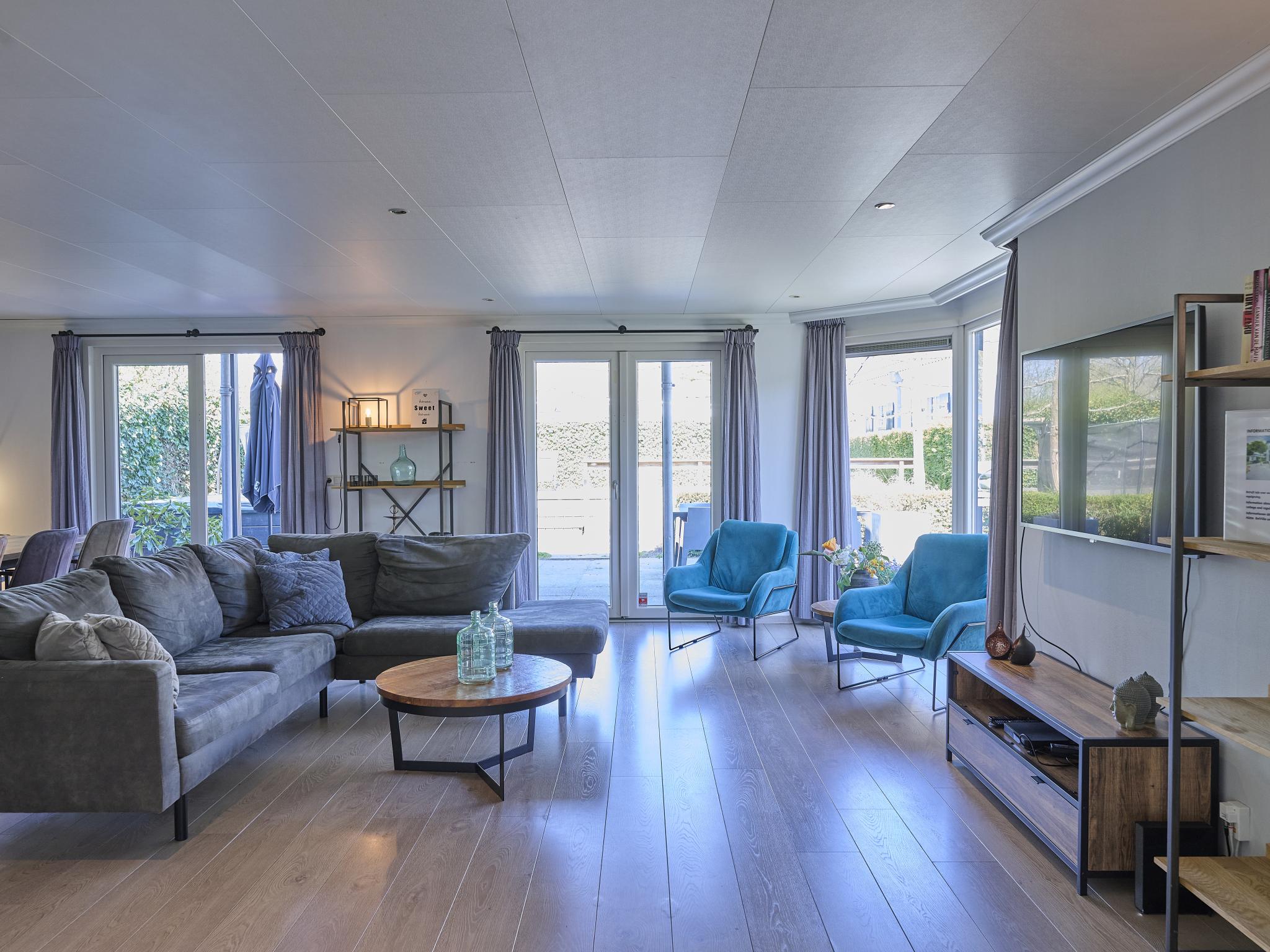 Bedroom with comfortable beds at t Kaatsheuveltje 4 in Kaatsheuvel