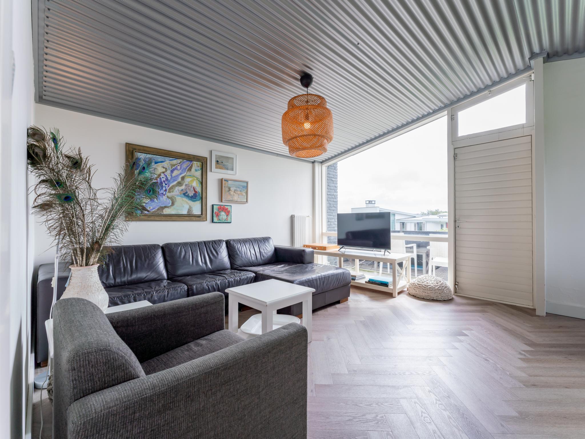 Bedroom with comfortable beds at Beachhouse II in Bergen aan Zee