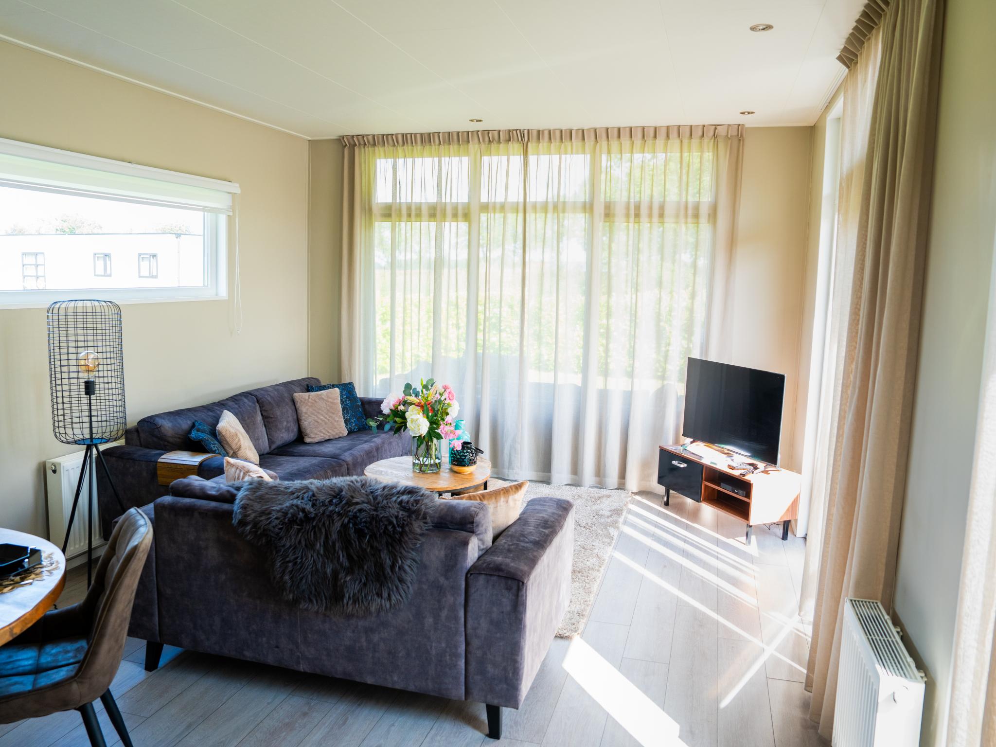 Bedroom with comfortable beds at Brabants Weelde in Molenschot