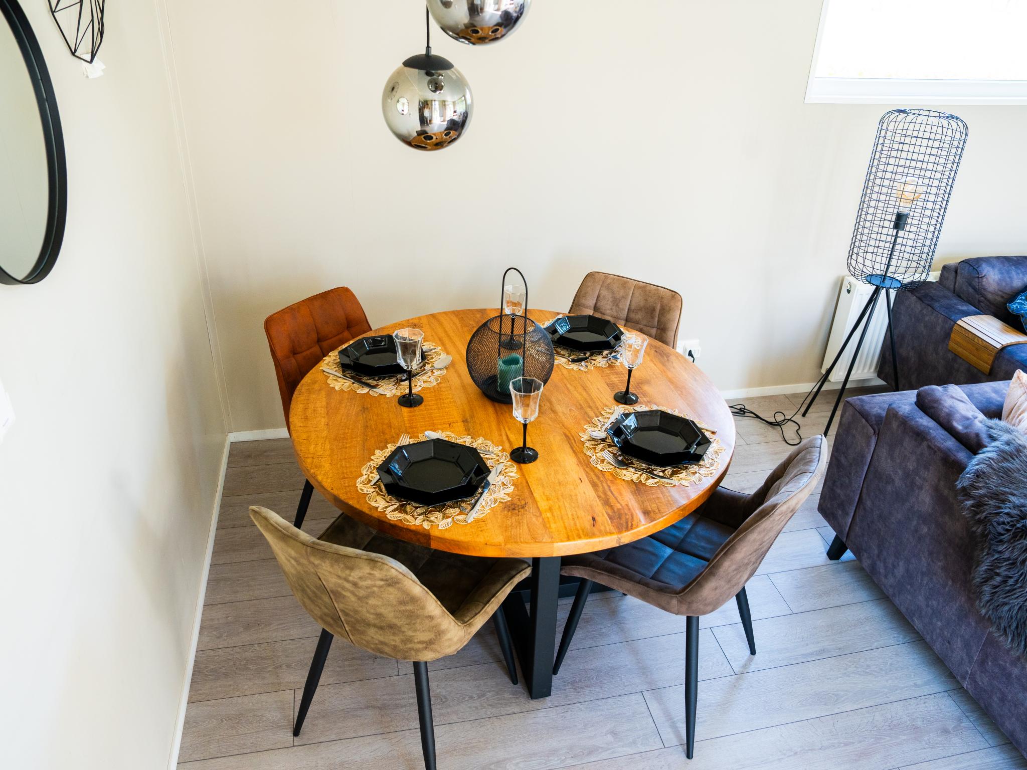 Modern kitchen at Brabants Weelde in Molenschot