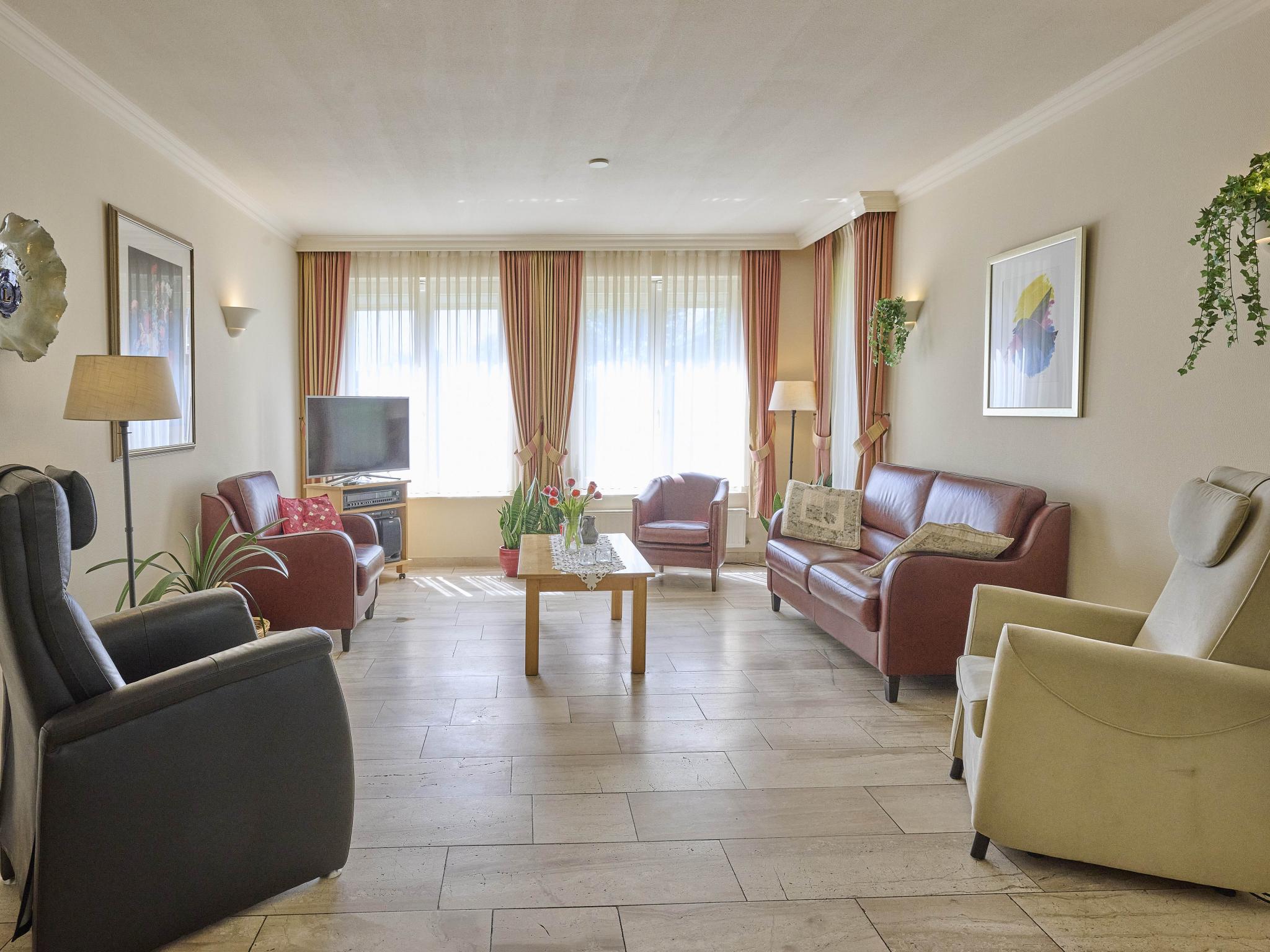 Bedroom with comfortable beds at Lionshuis in Panningen