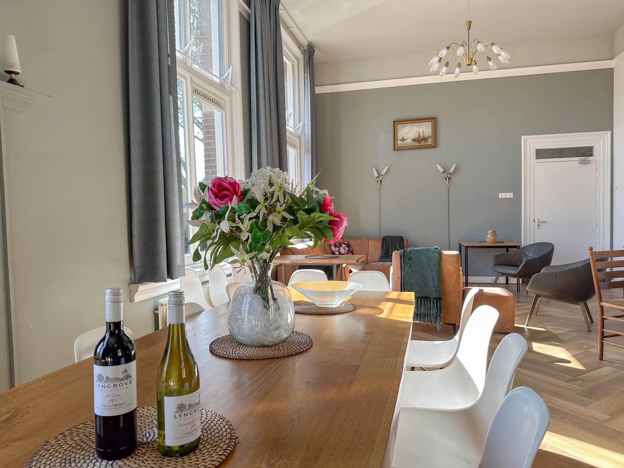 Modern kitchen at Grote Weeshuis in Enkhuizen