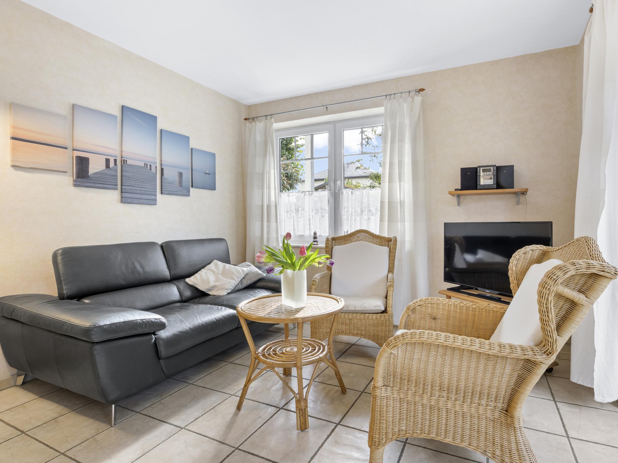 Swimming pool area at Nordlicht - Strandkorb EG in Insel Poel