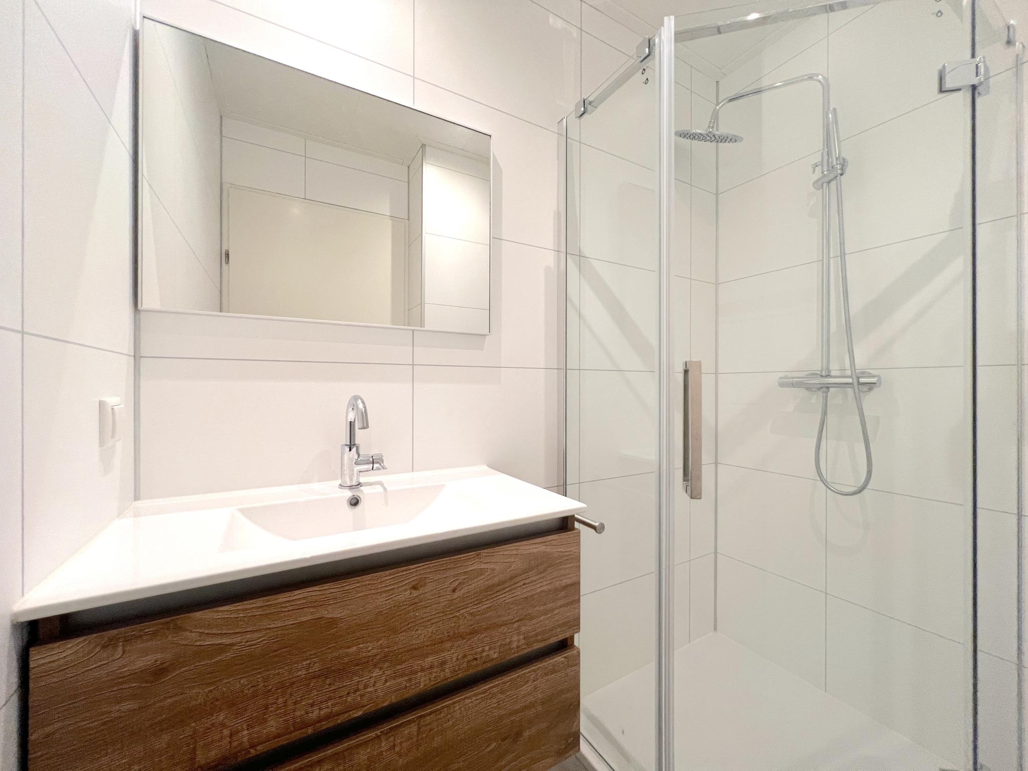 Swimming pool area at Waterkant in Maasbommel