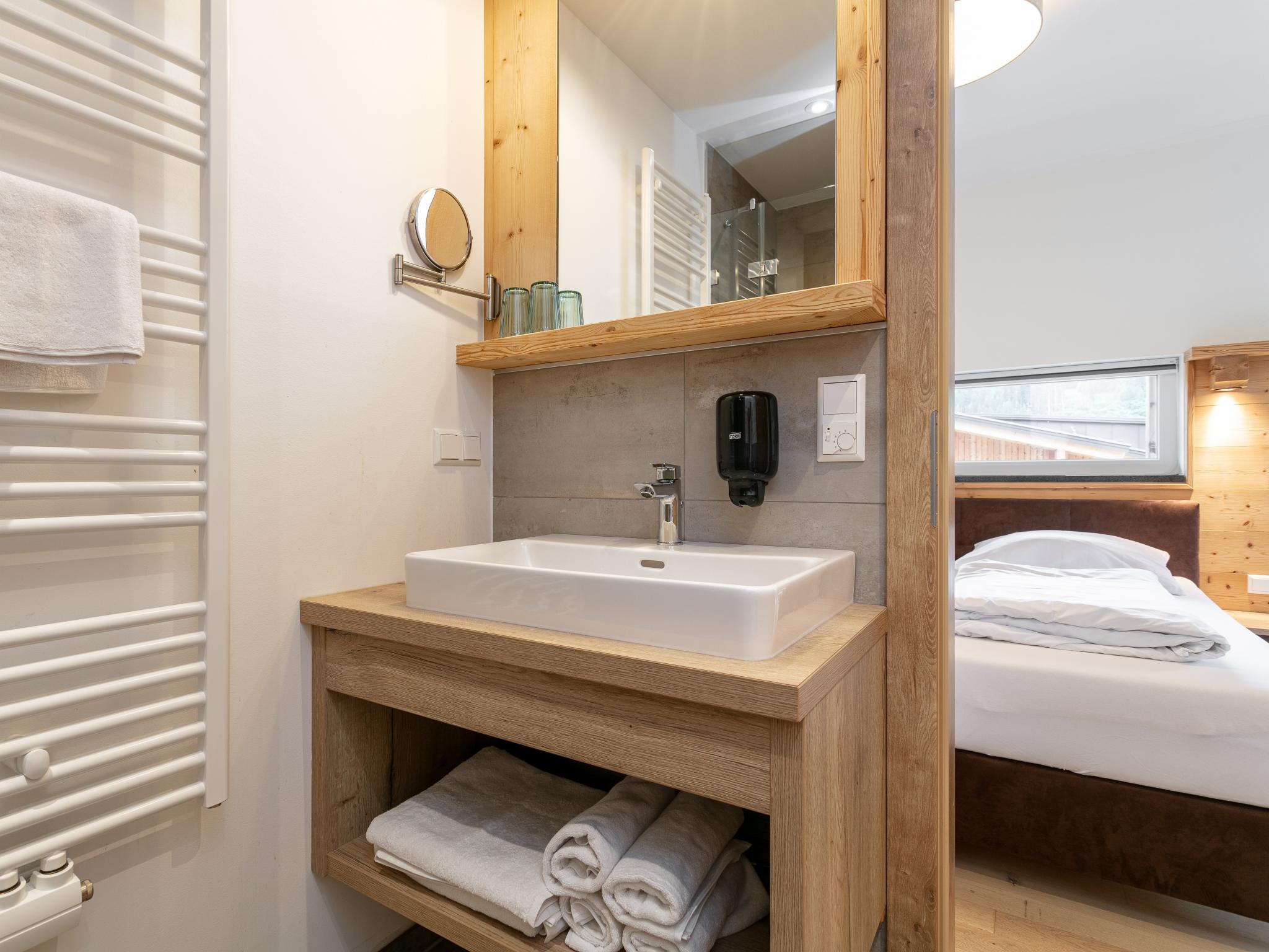 Bathroom facilities at Apart33 Top 1-27 in Haus im Ennstal