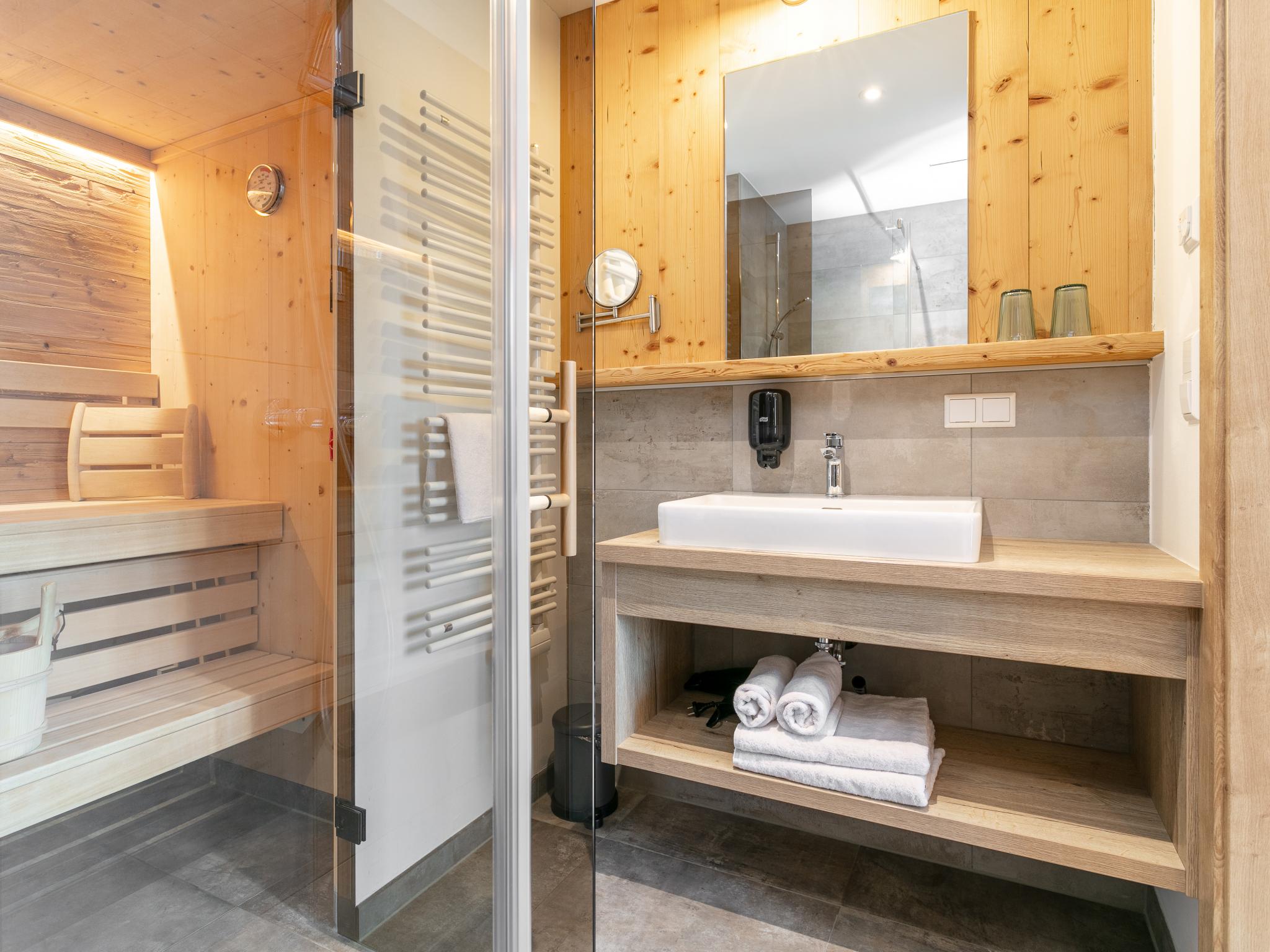 Bathroom facilities at Apart33 Top 1-28 in Haus im Ennstal