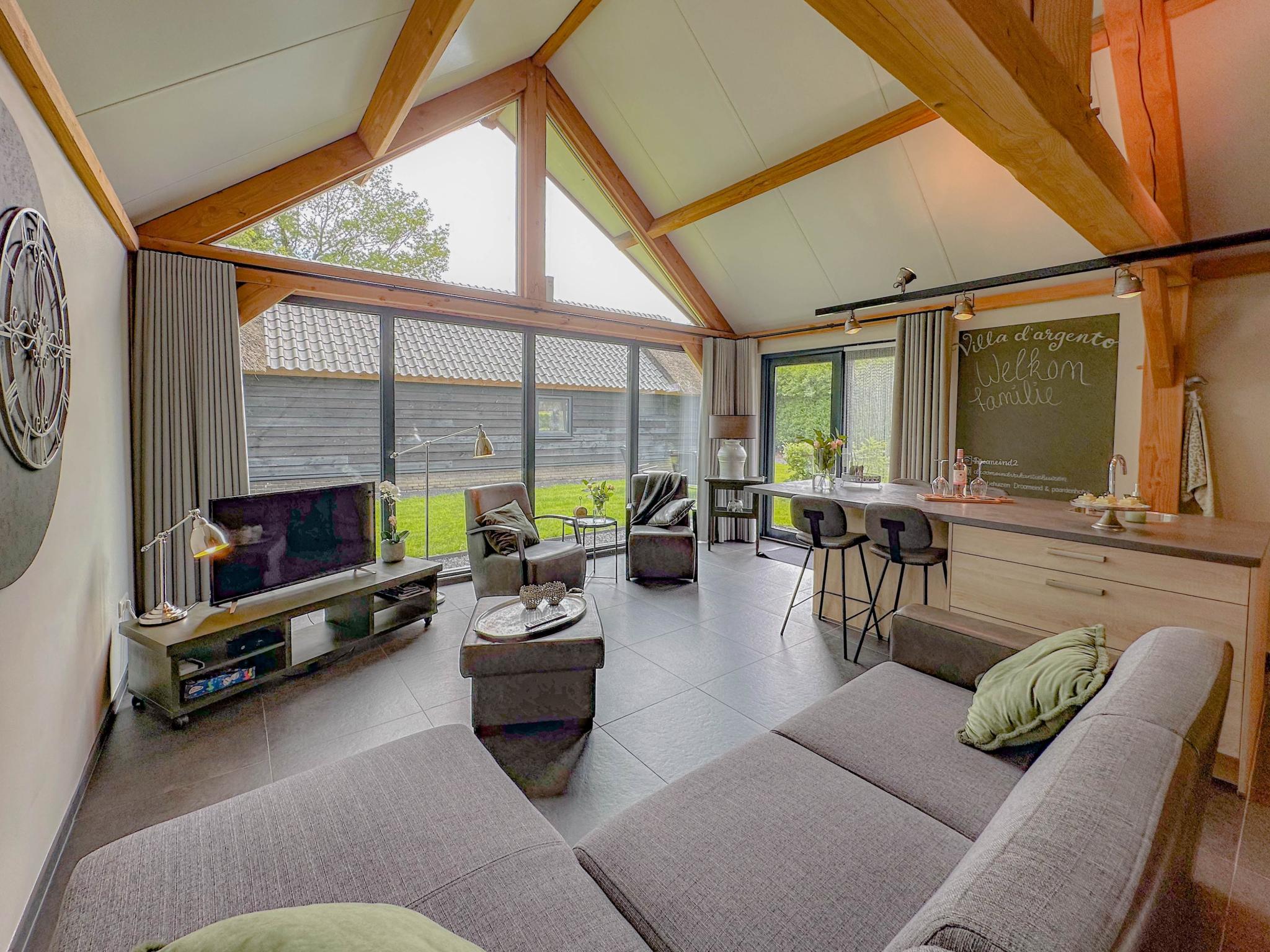 Bedroom with comfortable beds at Villa de Argento in Alphen