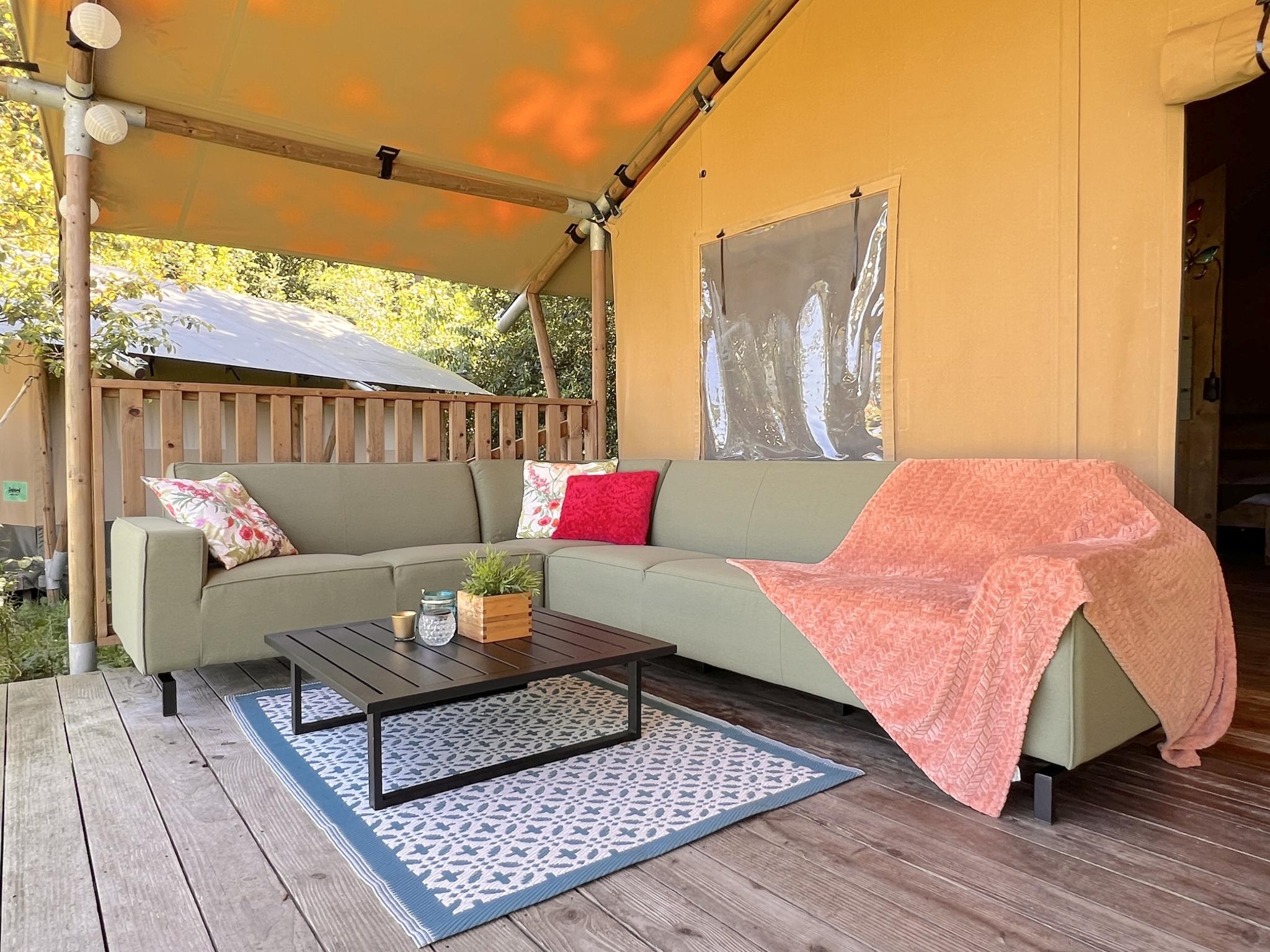 Bedroom with comfortable beds at De Vlinder in Hulshorst