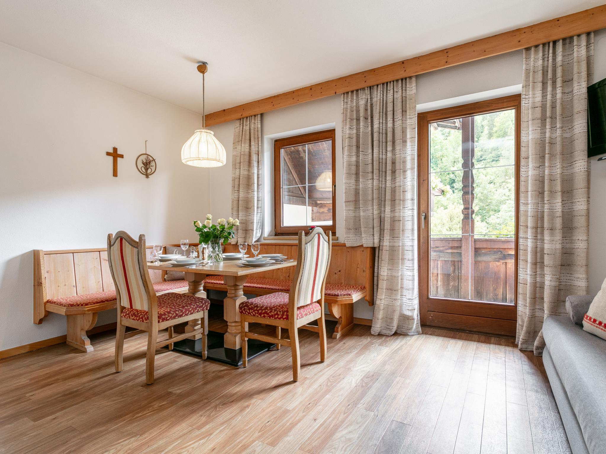 Modern kitchen at Zellner Top 1 und 2 und 3 in Alpbach