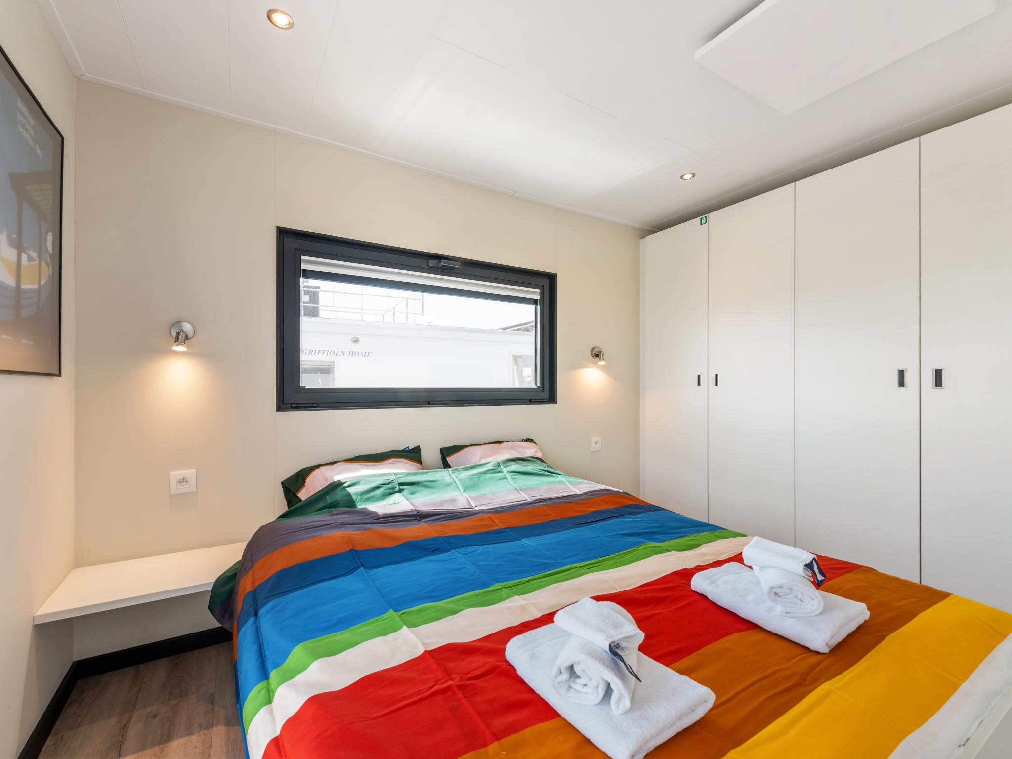 Outdoor terrace and views at Aldebaran in Nieuwpoort