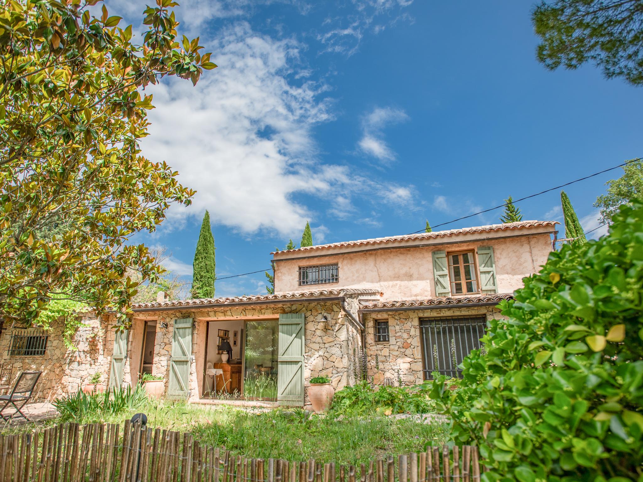 Living area at Little butterfly in Lorgues