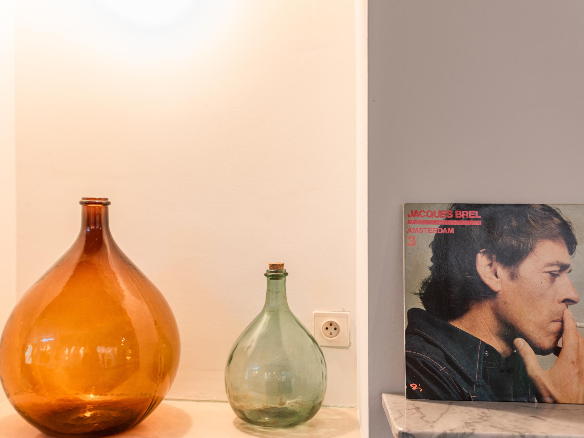 Outdoor terrace and views at Little butterfly in Lorgues