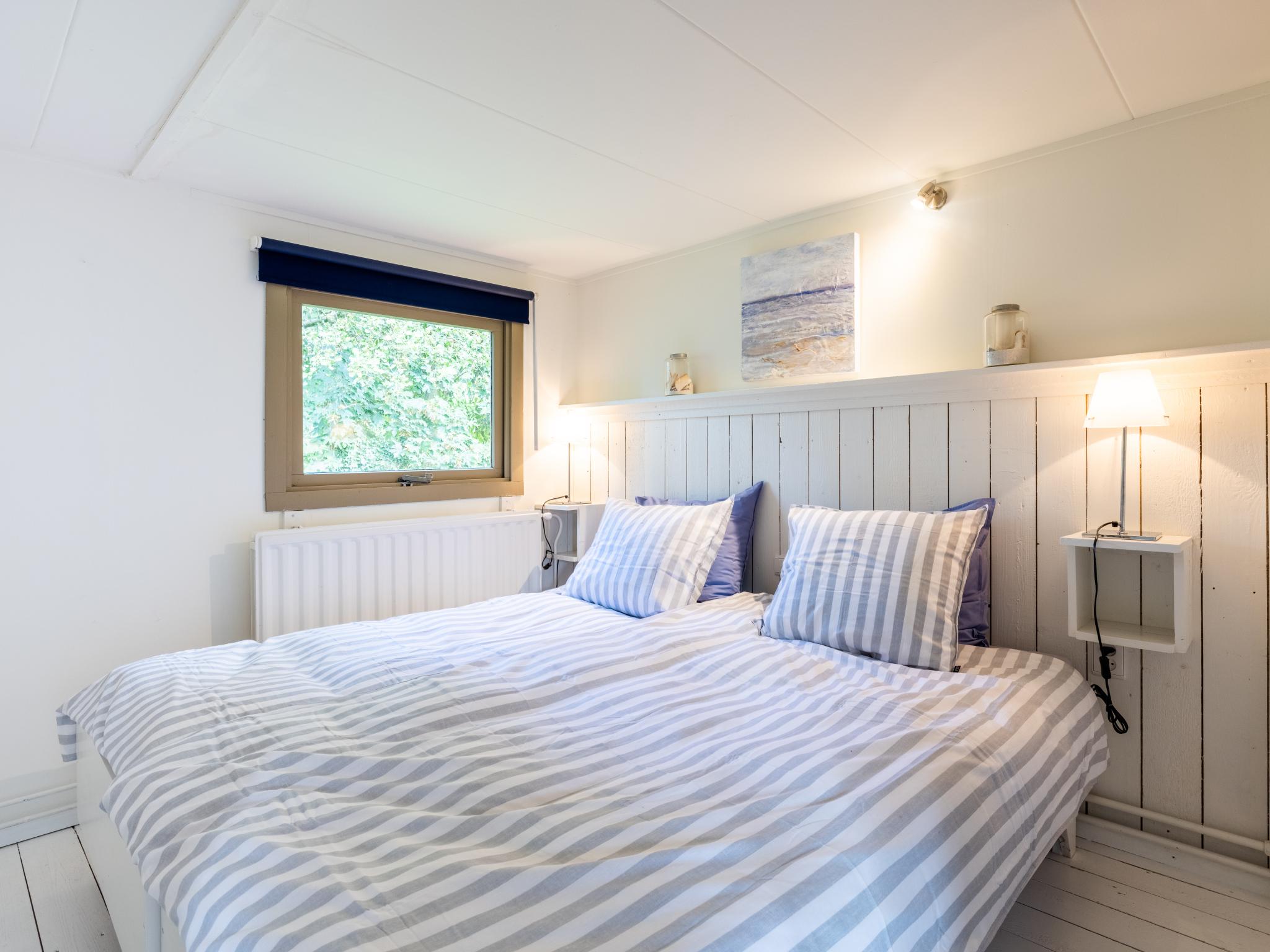 Bathroom facilities at Vlinder in Bergen